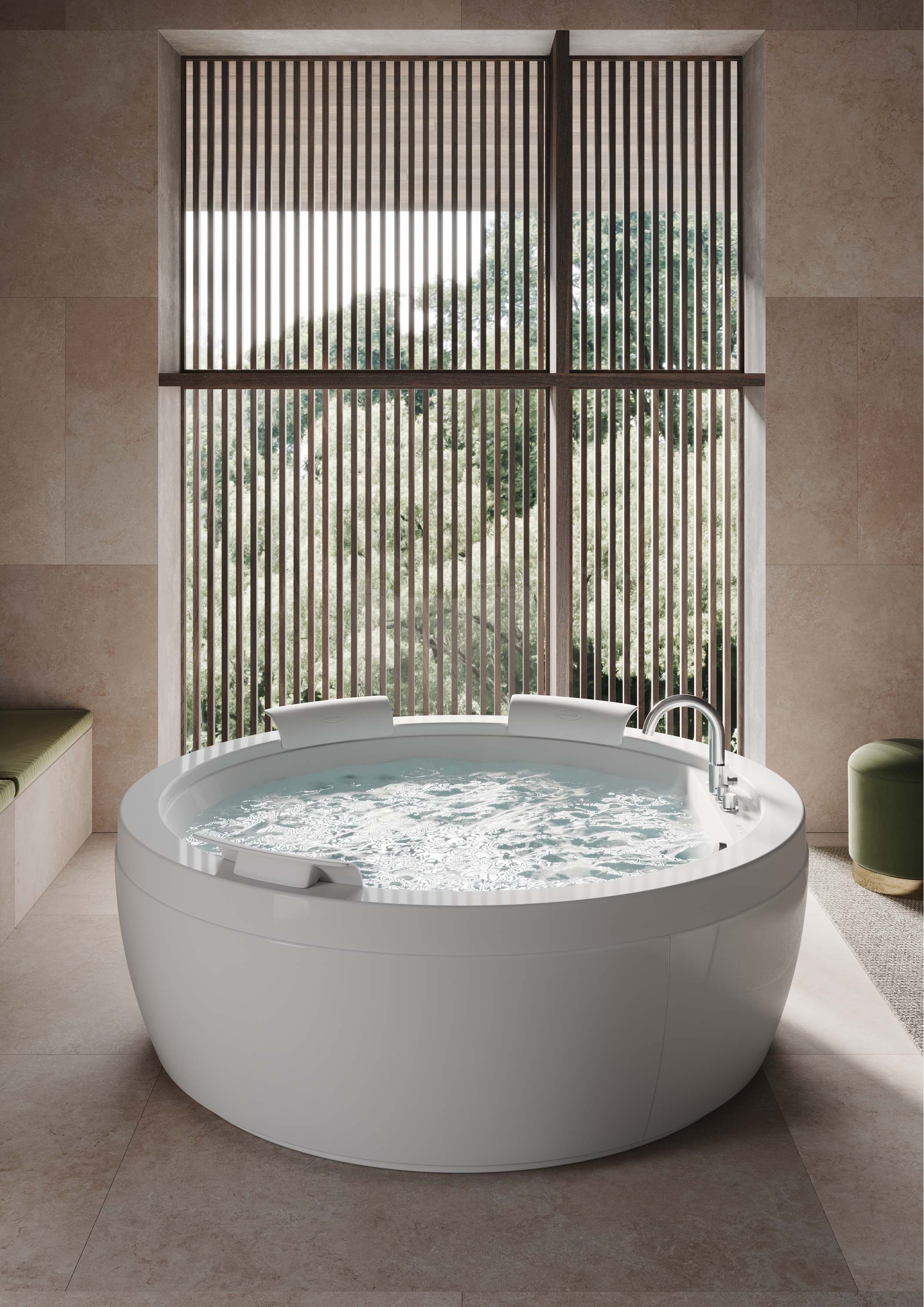 Круглая ванна в центре комнаты с джакузи Jacuzzi® ARCH-00033915 - Вид №1