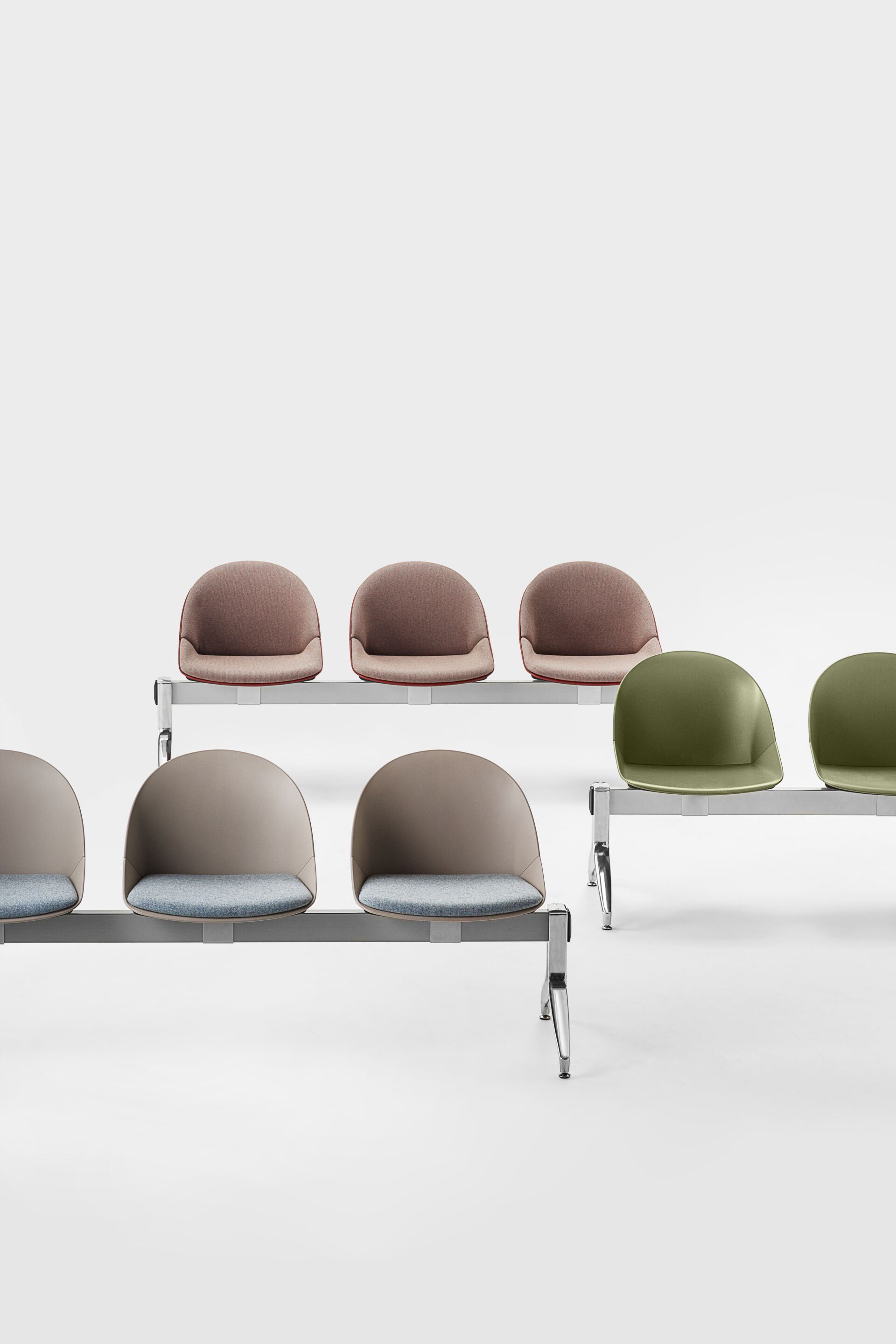 Сиденье на тканевом полу с подлокотниками Kastel Kross ARCH-00092911 - Вид №1