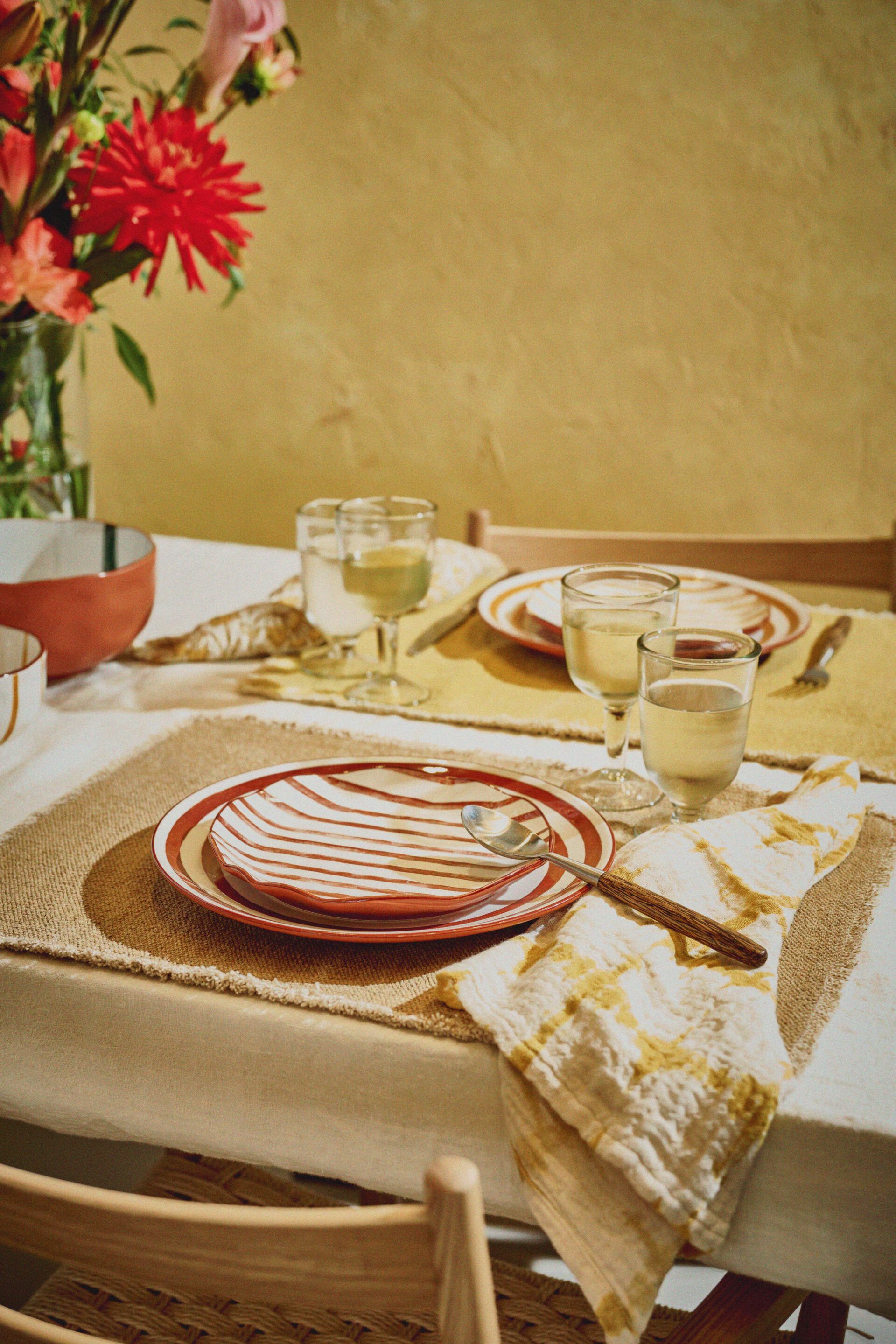 Фарфоровая десертная тарелка POMAX MYKONOS ARCH-00007676 - Вид №4