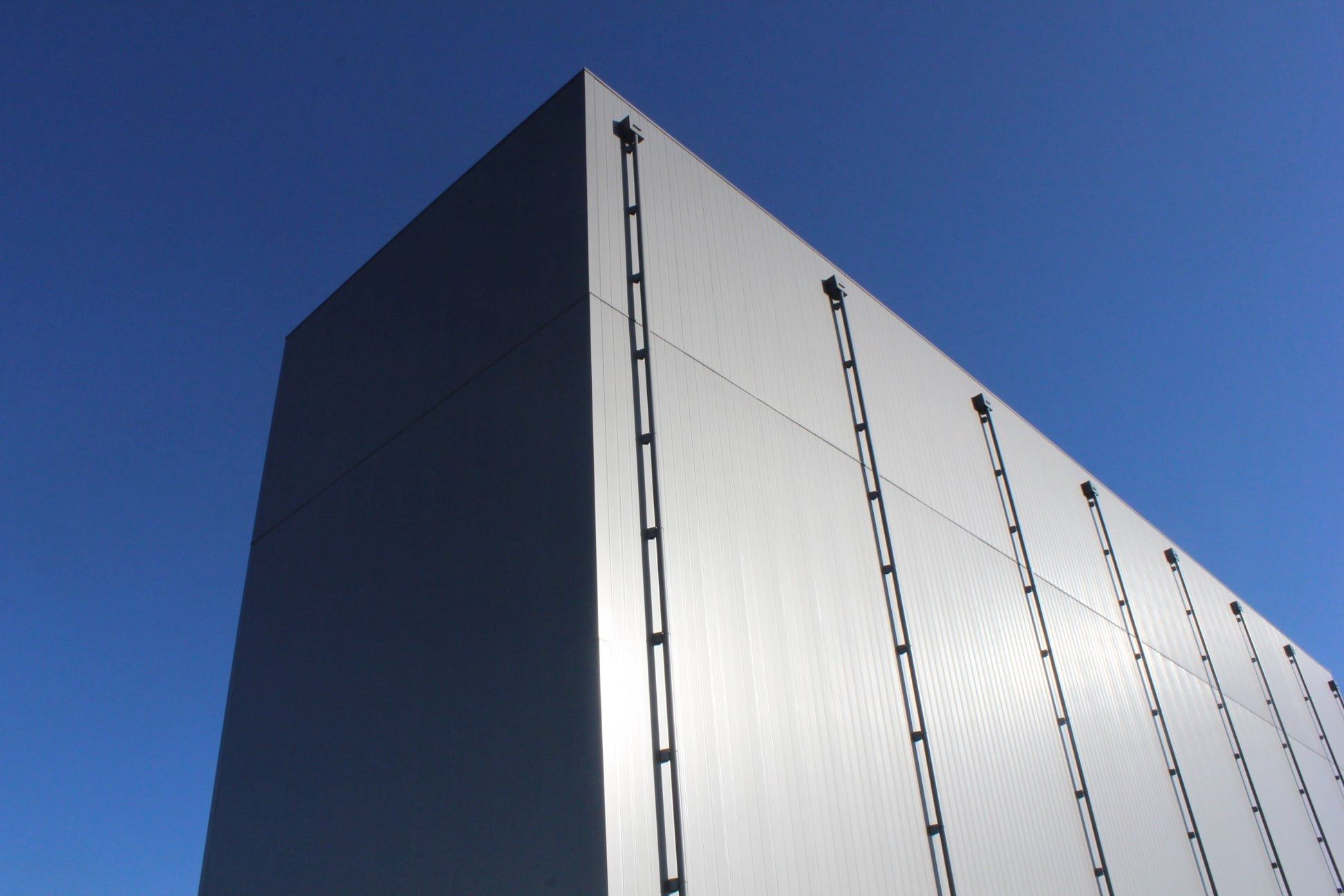 Изолированная металлическая панель для фасада ELCOM SYSTEM ТЕРМОПАРЕТЫ® ARCH-00037807 - Вид №15