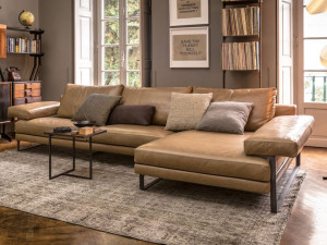 Секционный кожаный диван