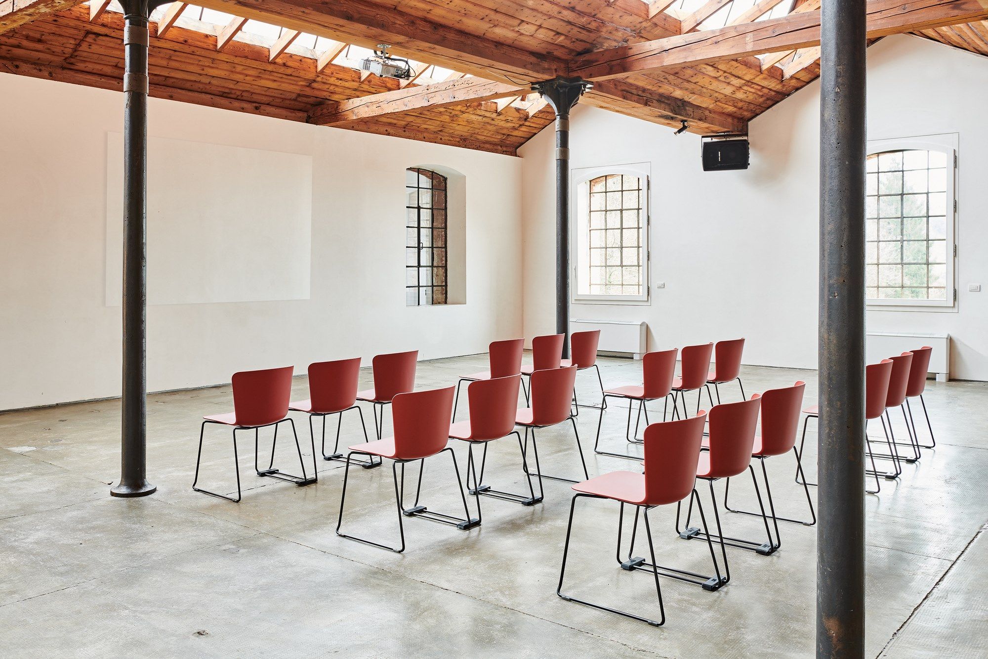 Штабелируемый стул из полипропилена Midj Калла ARCH-00017521 - Вид №1