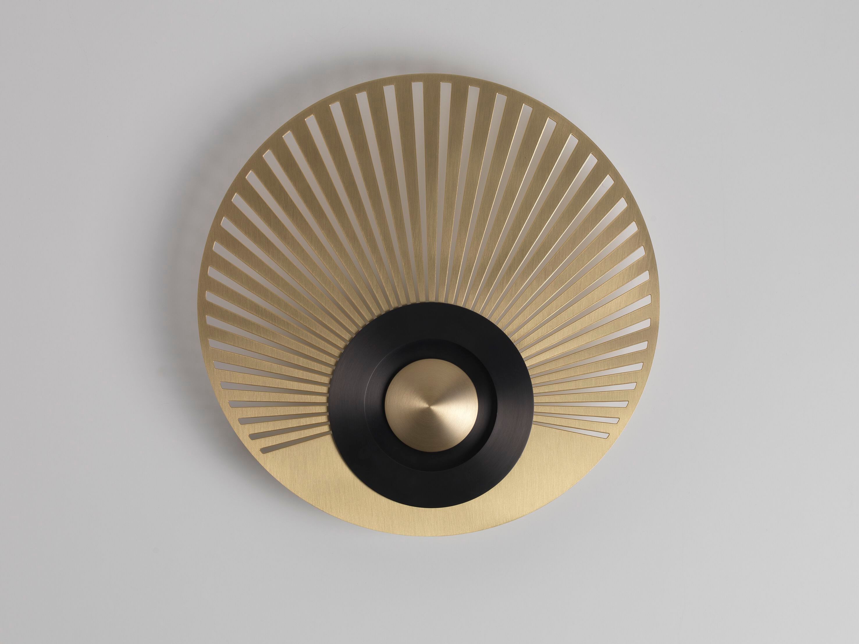 Латунный светодиодный настенный светильник CVL Luminaires Земля ARCH-00149772 - Вид №3