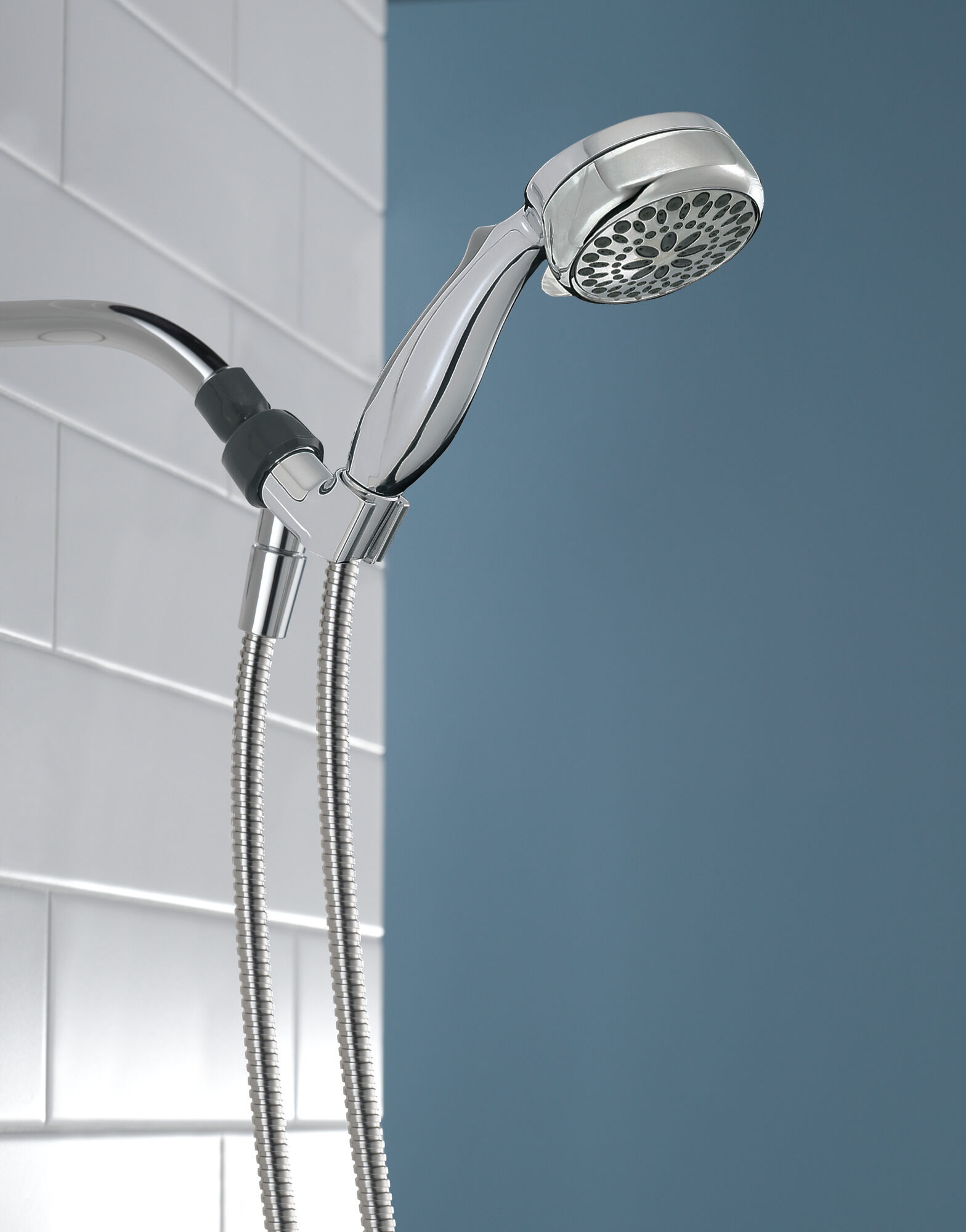 75700WH Ручной душ с 7 настройками Delta Faucet Universal Showering Белый  - Вид №6