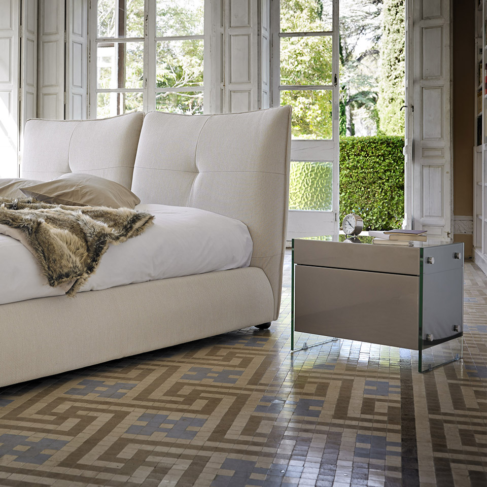 Тумбочка прикроватная белая Caracter от Angel Cerda ANGEL CERDA  148641 Белый  - Вид №1