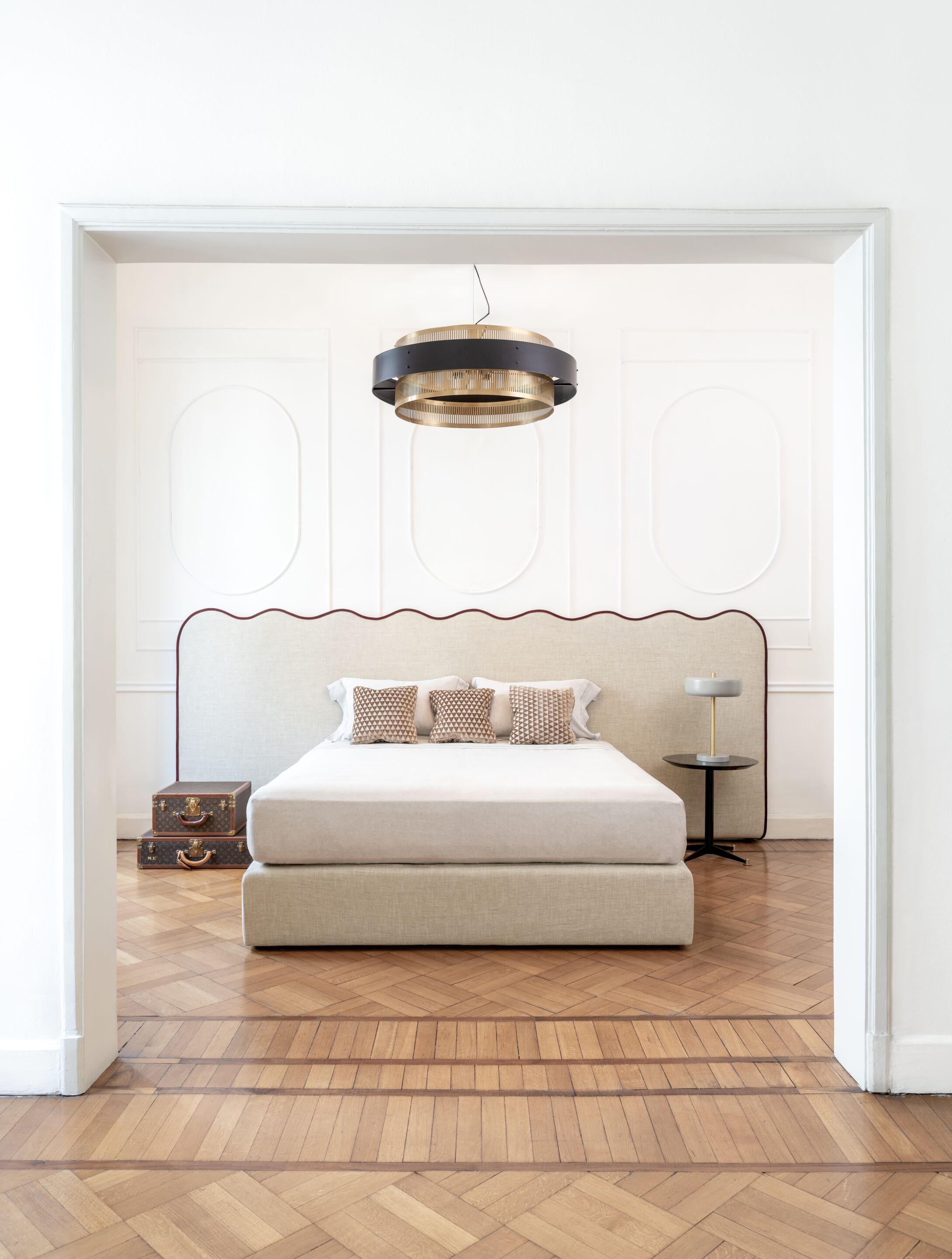 Высокое изголовье из мягкой ткани DOM EDIZIONI ONDA ARCH-00094541 - Вид №1