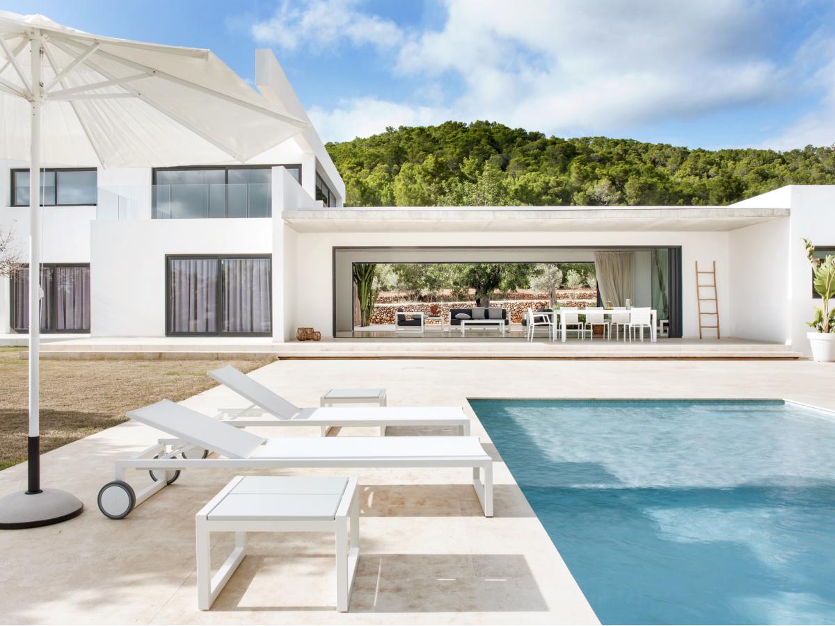 107283 Приставной столик 56 x 60 см Point Weekend POINT1920 - Вид №1