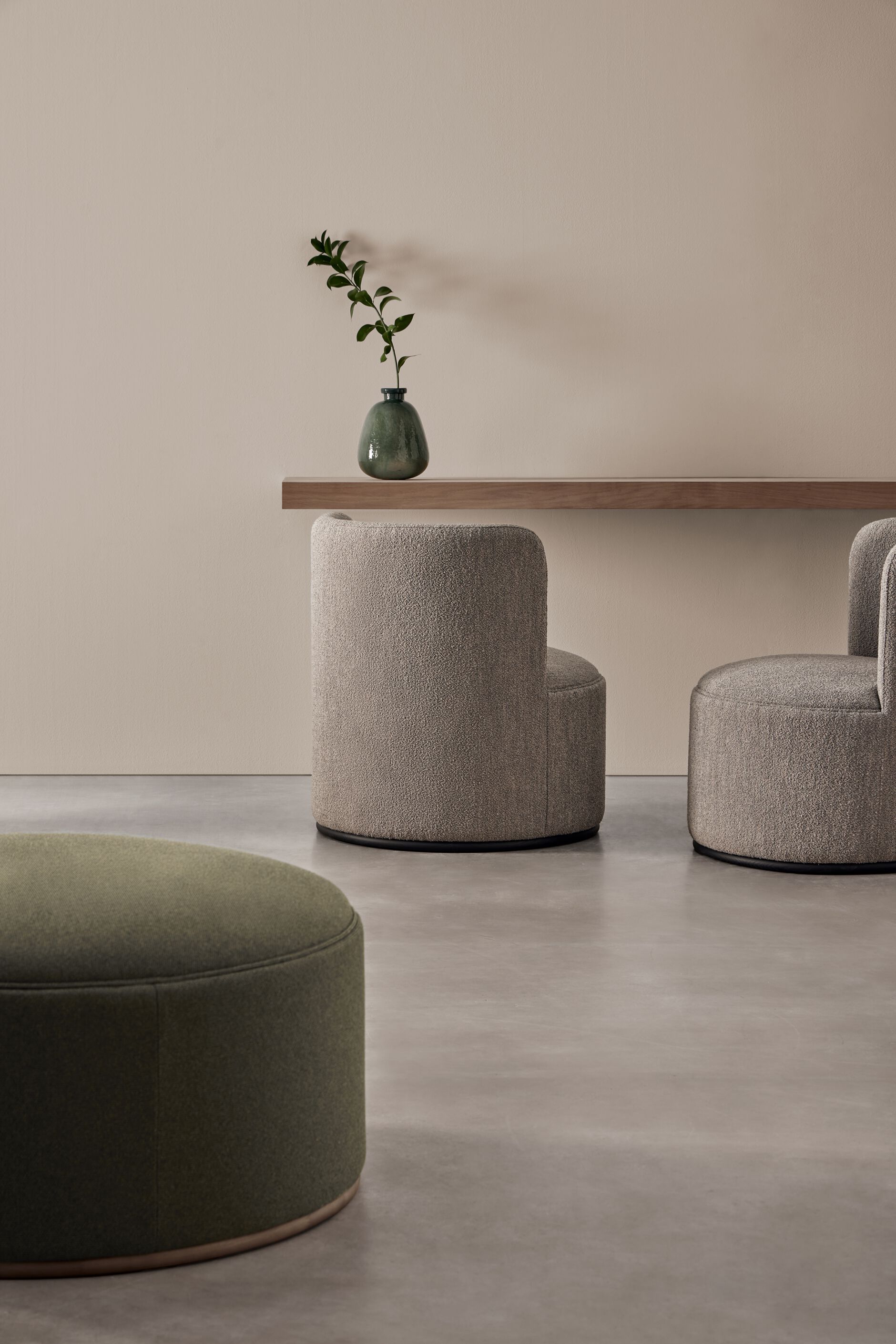 Круглый пуф из ткани Blasco&Vila Mant ARCH-00097836 - Вид №3