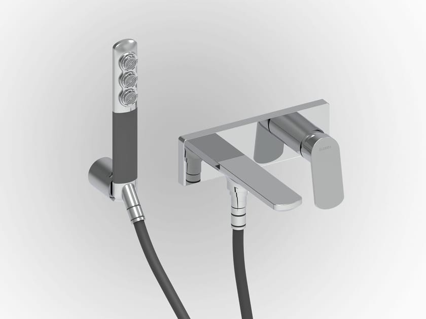 Настенный смеситель для ванны с 3 отверстиями и ручным душем Zazzeri Surf ARCH-00151706