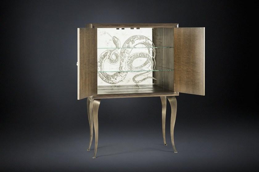 VGnewtrend Комод кожаный с распашными дверцами  7511848.00  - Вид №2