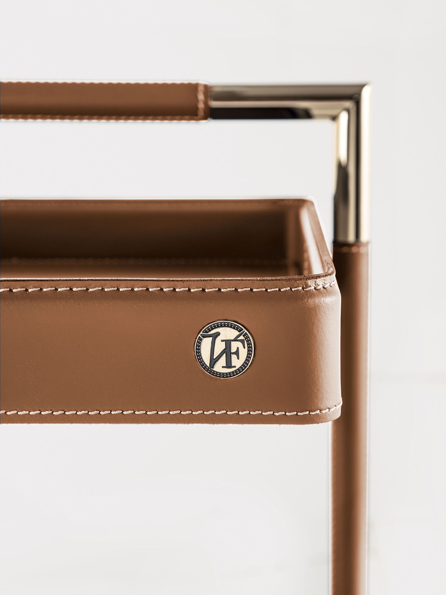 Прикроватная тумбочка с кожаной обивкой Vittoria Frigerio Вестник ARCH-00086251 - Вид №1