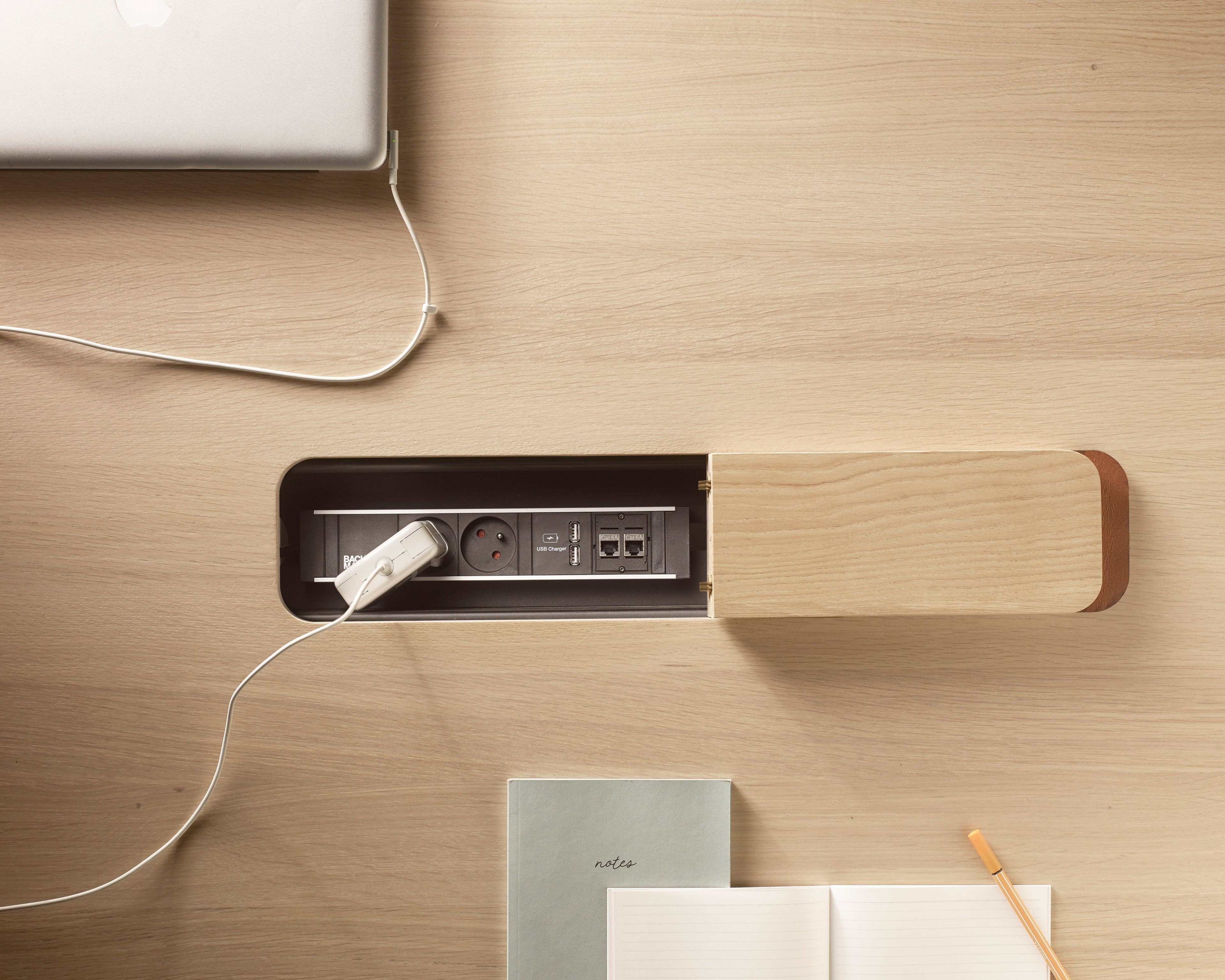 Прямоугольный стол для совещаний из дуба с системой люверсов ALKI Heldu ARCH-00015502 - Вид №6