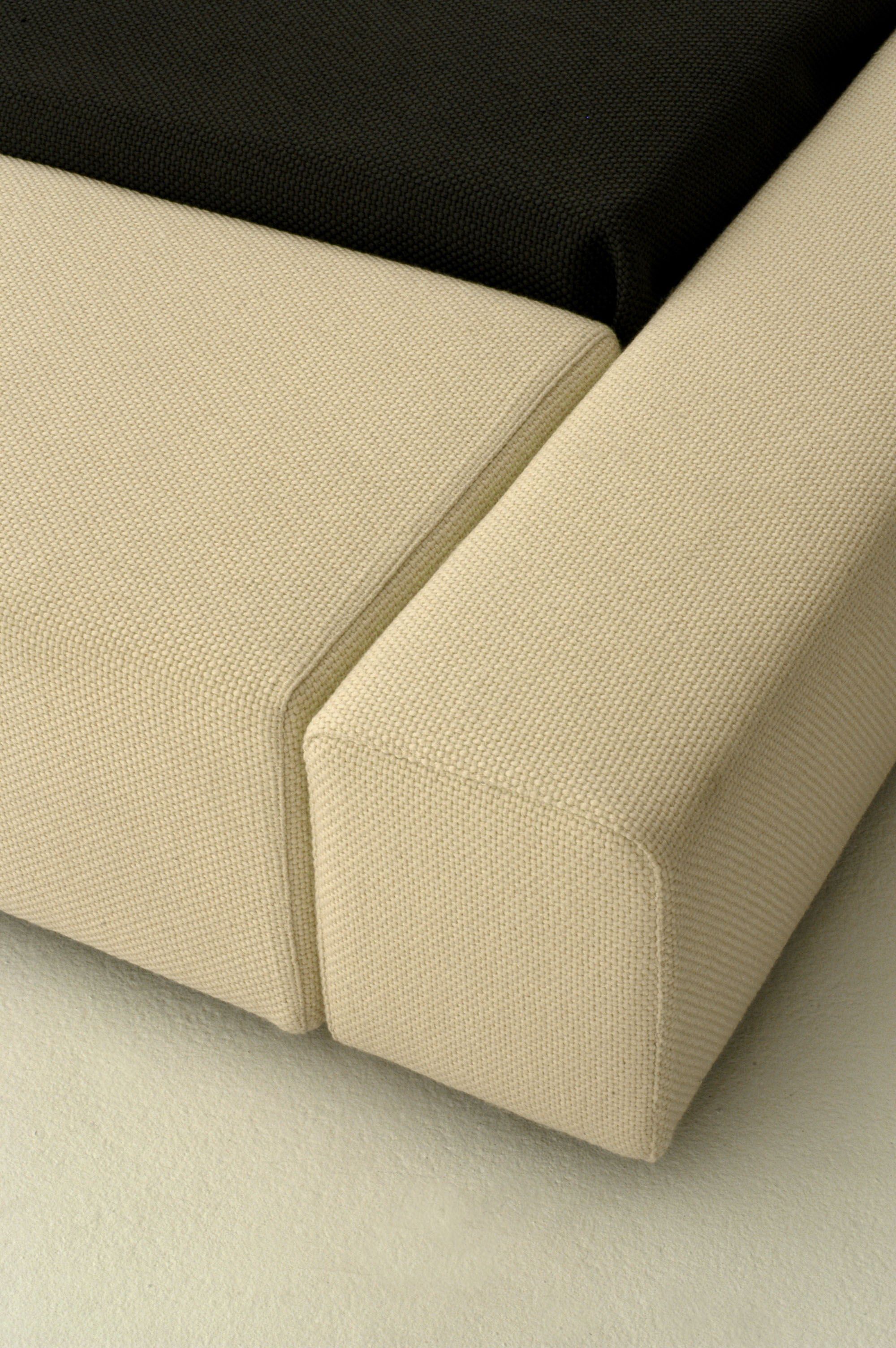 Двуспальная кровать с мягким изголовьем Living Divani Extra Wall ARCH-00035794 - Вид №6