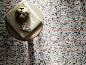 Пол / керамогранит с эффектом Венецианского терраццо