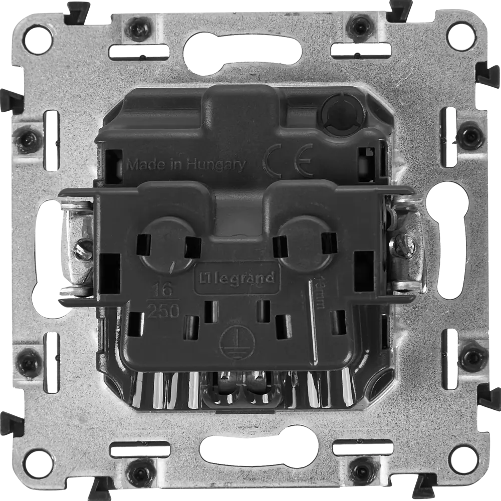 Розетка встраиваемая Legrand Valena Life с заземлением цвет белый STLM-2049113 - Вид №3