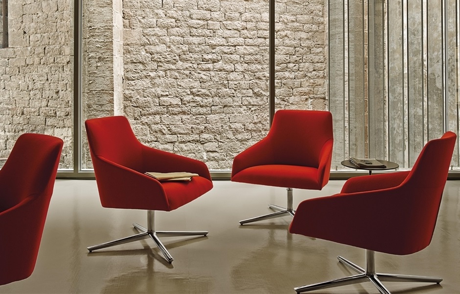 025522 Низкое кресло Andreu World Alya - Вид №2