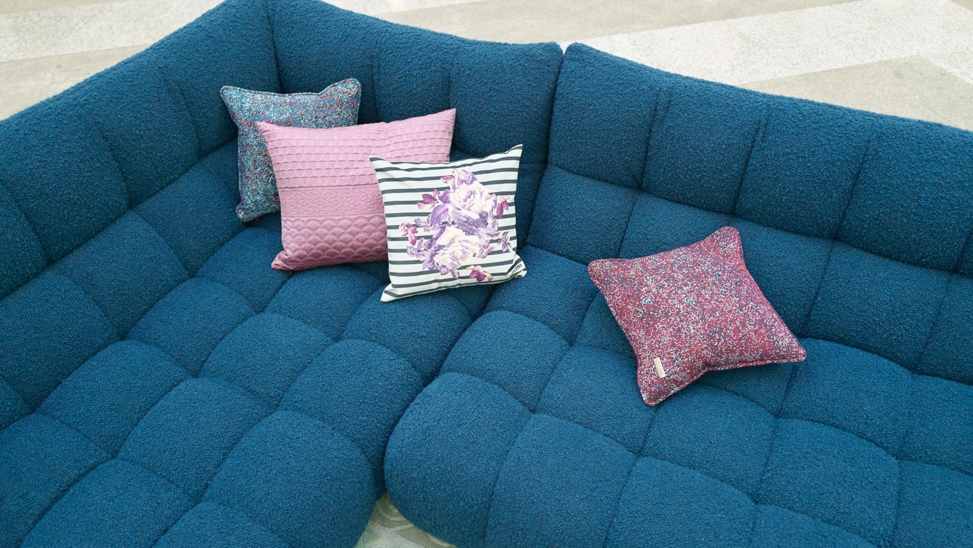 Угловой диван из ткани ROCHE BOBOIS Les Contemporains ARCH-00029597 - Вид №13