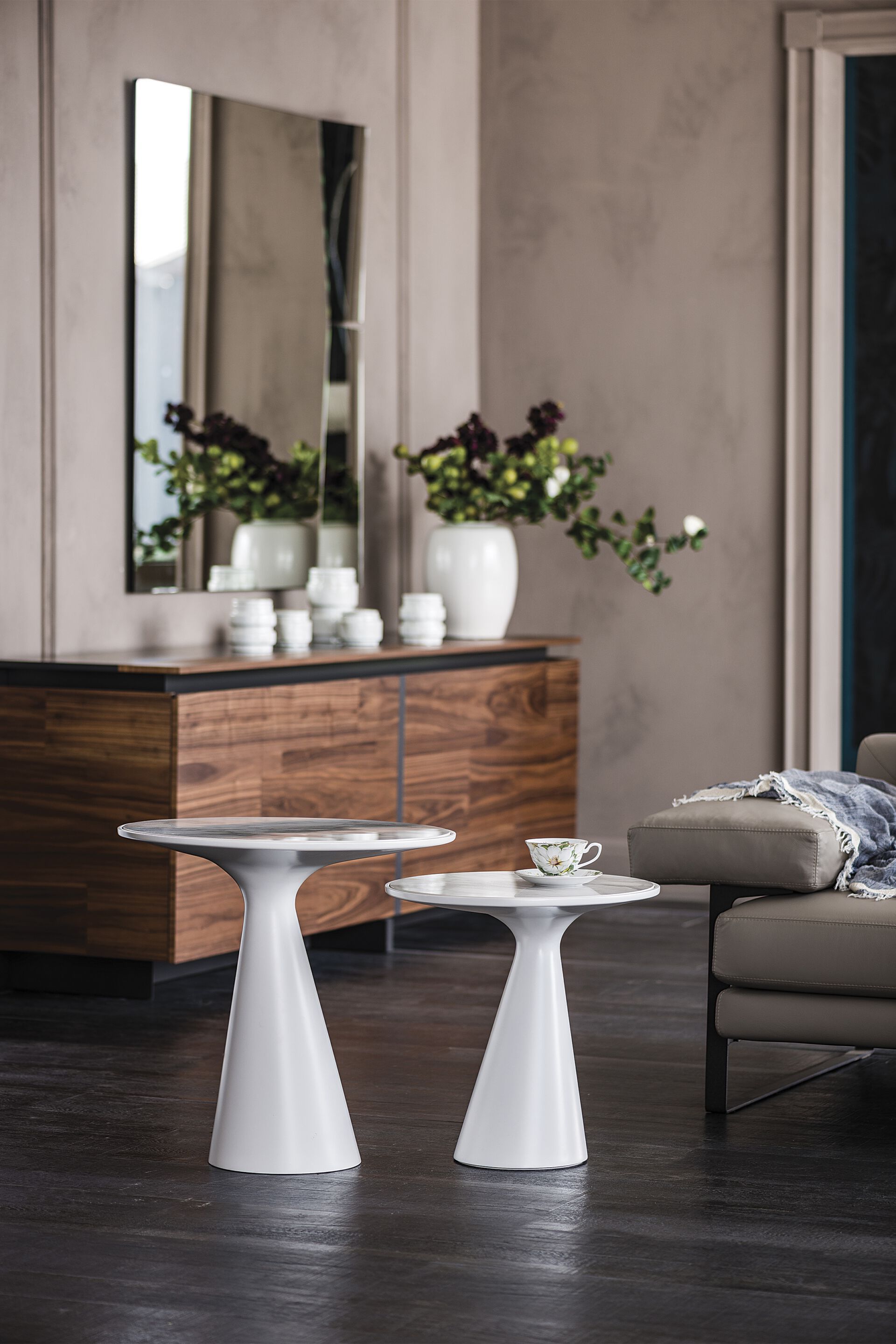 Круглый журнальный столик из полиуретана и керамики Cattelan italia PEYOTE KERAMIK ARCH-00032820 - Вид №5