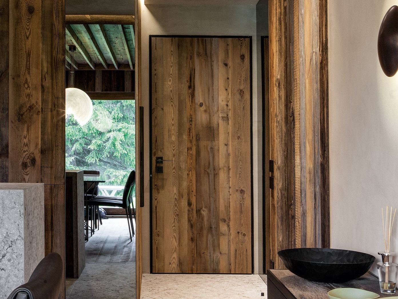 Внутренняя защитная дверь со скрытыми петлями Oikos PROJECT ARCH-00097842