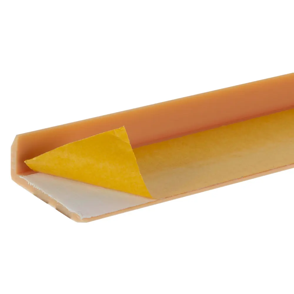 Порог угловой (угол) антискользящий 40х15х900 мм цвет орех TPlast STLM-2164600 - Вид №1