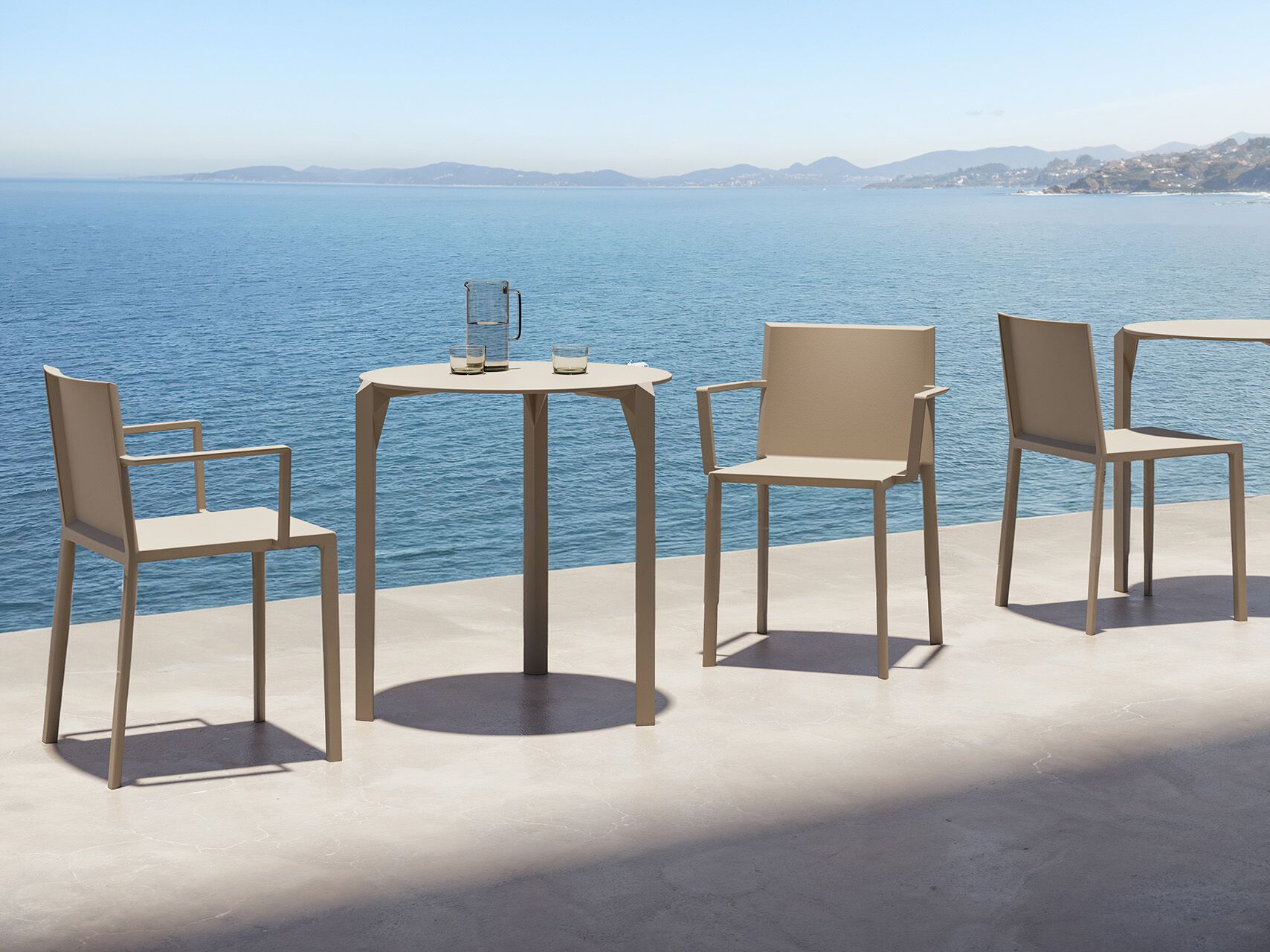 Полипропиленовый садовый стул с подлокотниками Vondom ARCH-00060887 - Вид №4