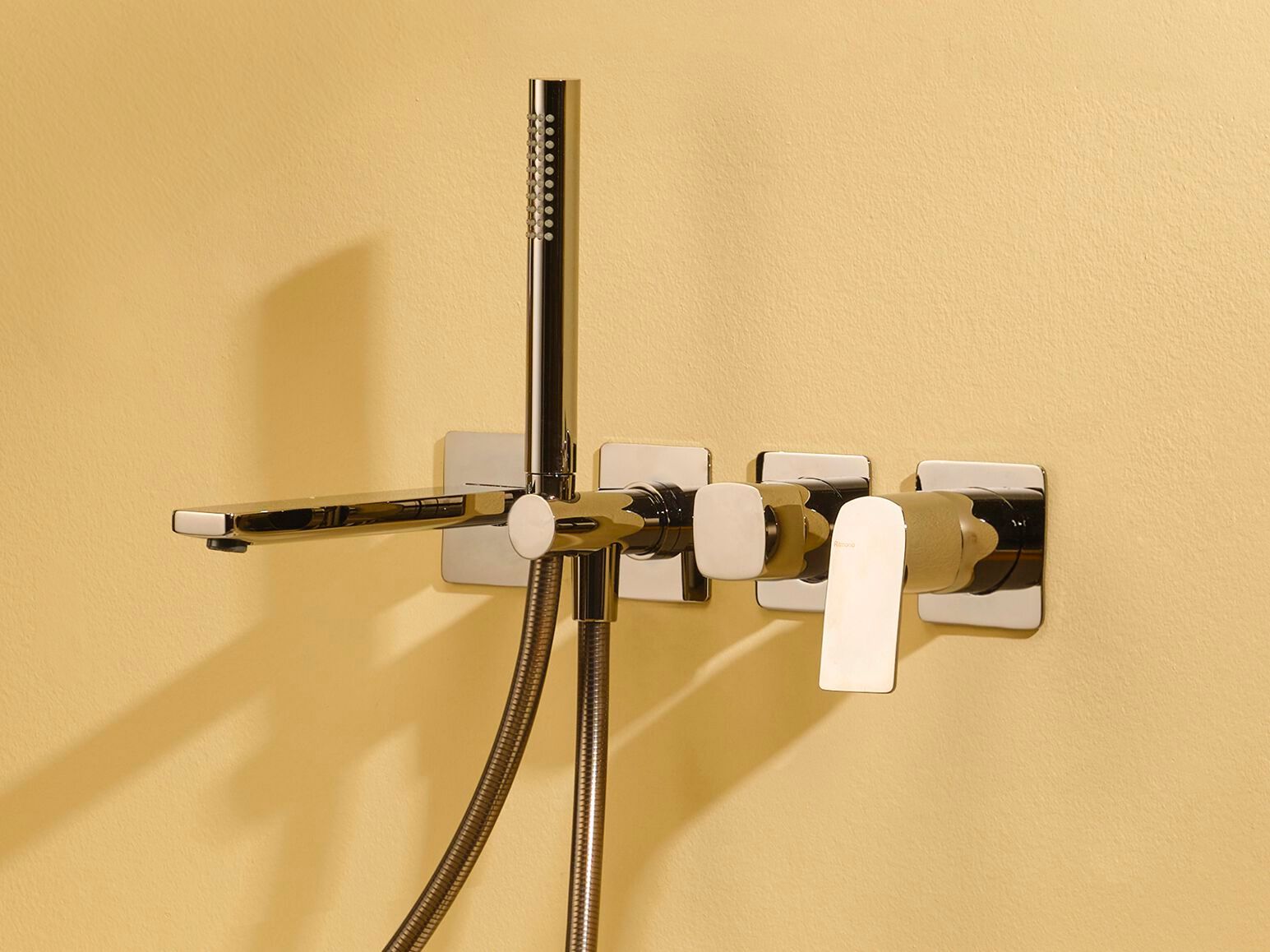 Латунный настенный встраиваемый смеситель для ванны с переключателем Ritmonio Haptic S ARCH-00135159