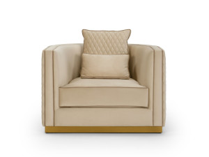 Тканевое кресло с подлокотниками