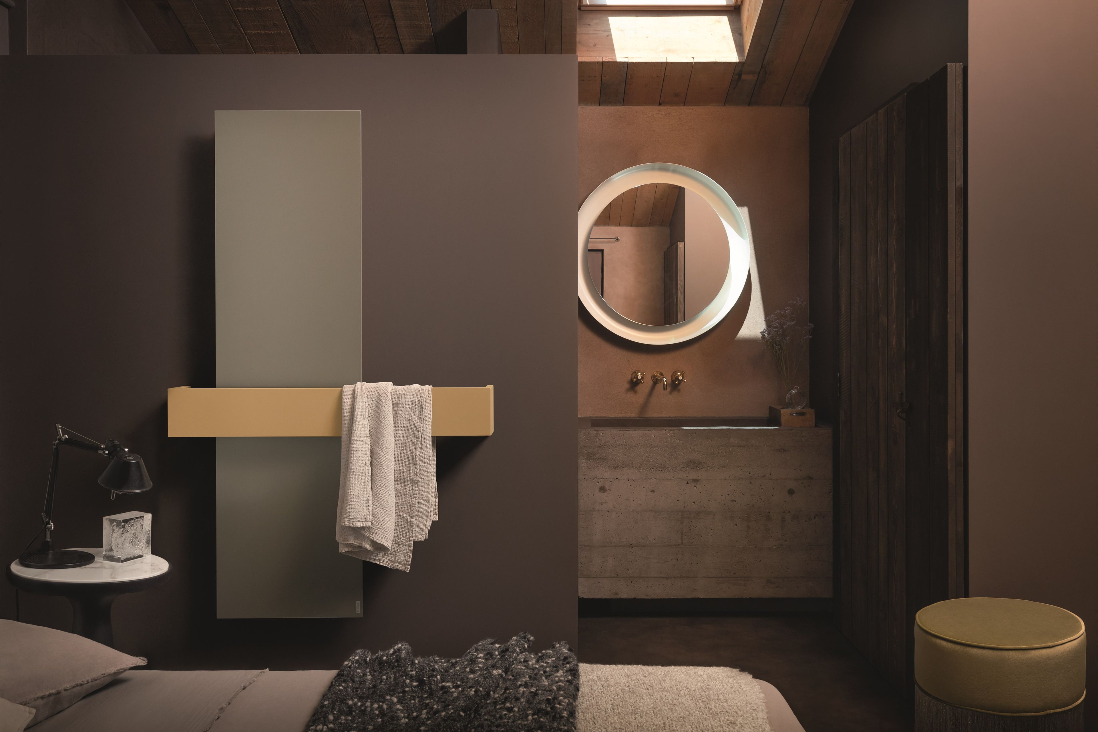 Алюминиевый вертикальный полотенцесушитель Tubes Elements ARCH-00024855 - Вид №1