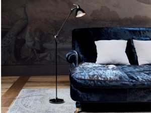 Торшер из стали и стекла с гибкой рукояткой