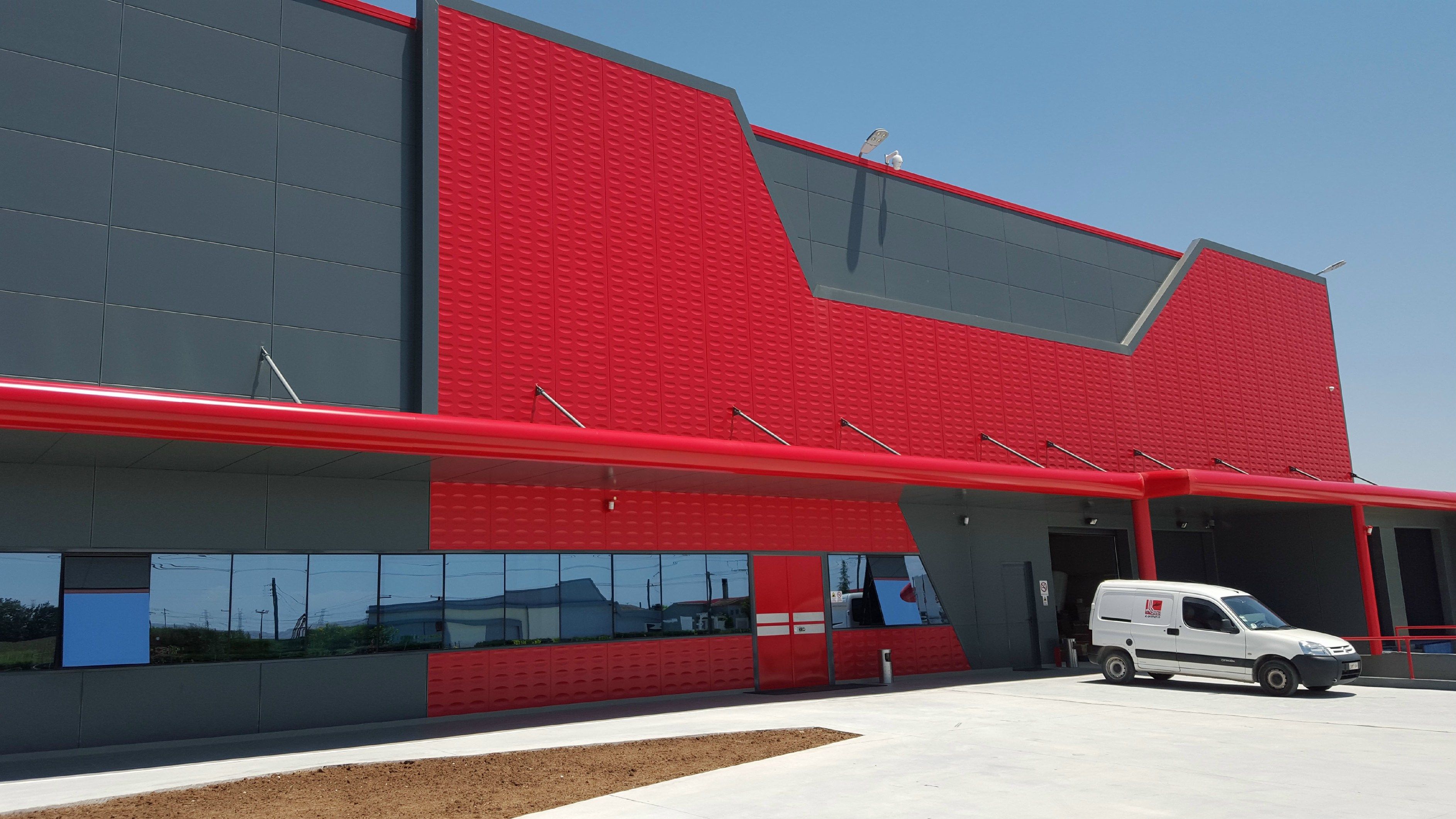 Изолированная металлическая панель для фасада ELCOM SYSTEM ТЕРМОПАРЕТЫ® ARCH-00151976 - Вид №58