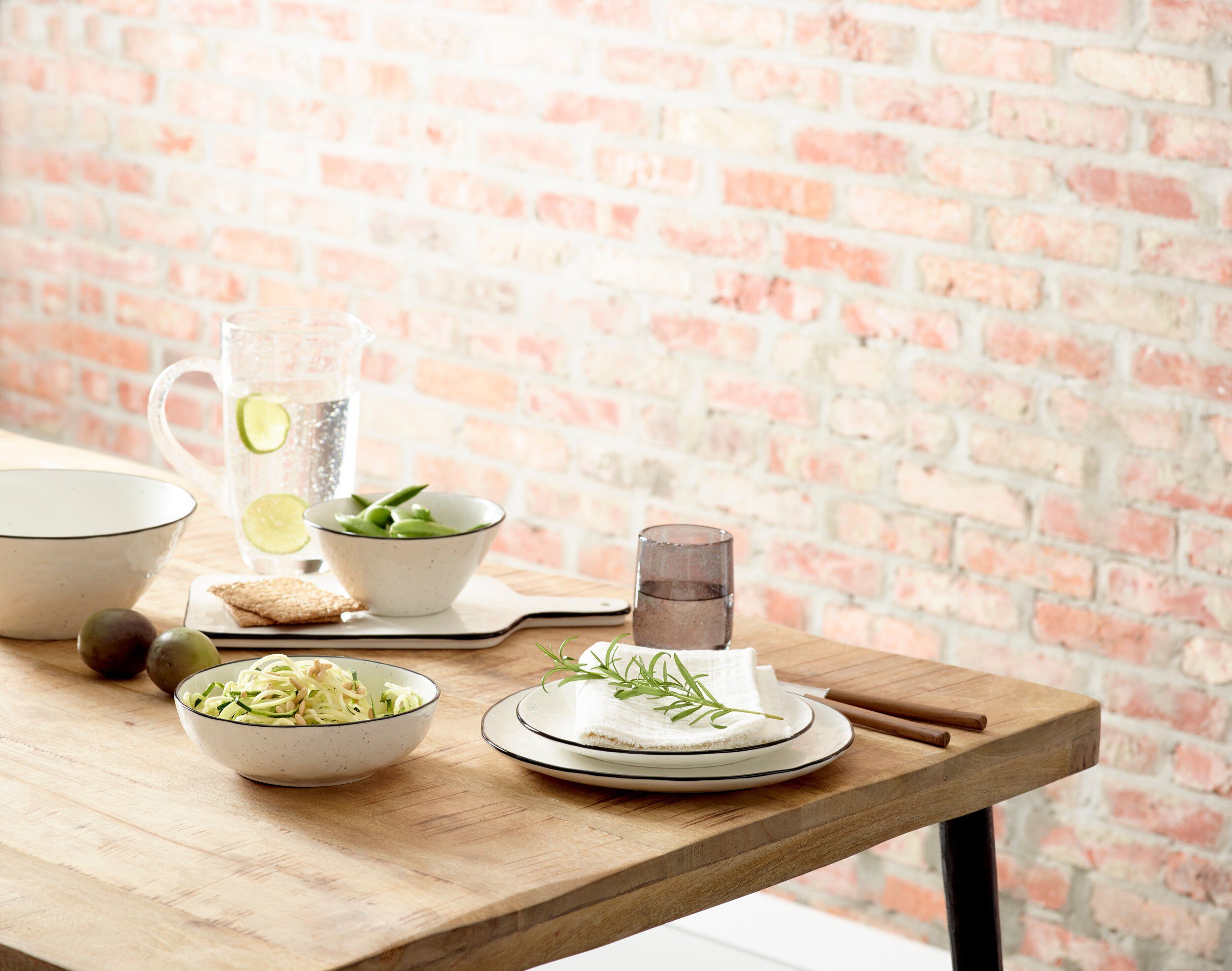 Фарфоровая чашка POMAX Basil ARCH-00007449 - Вид №2