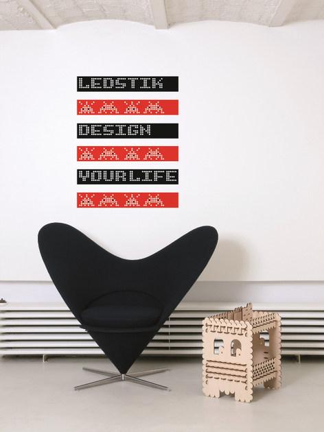 Moustache Клейкое украшение с тиснением sun-id-1410987 - Вид №1