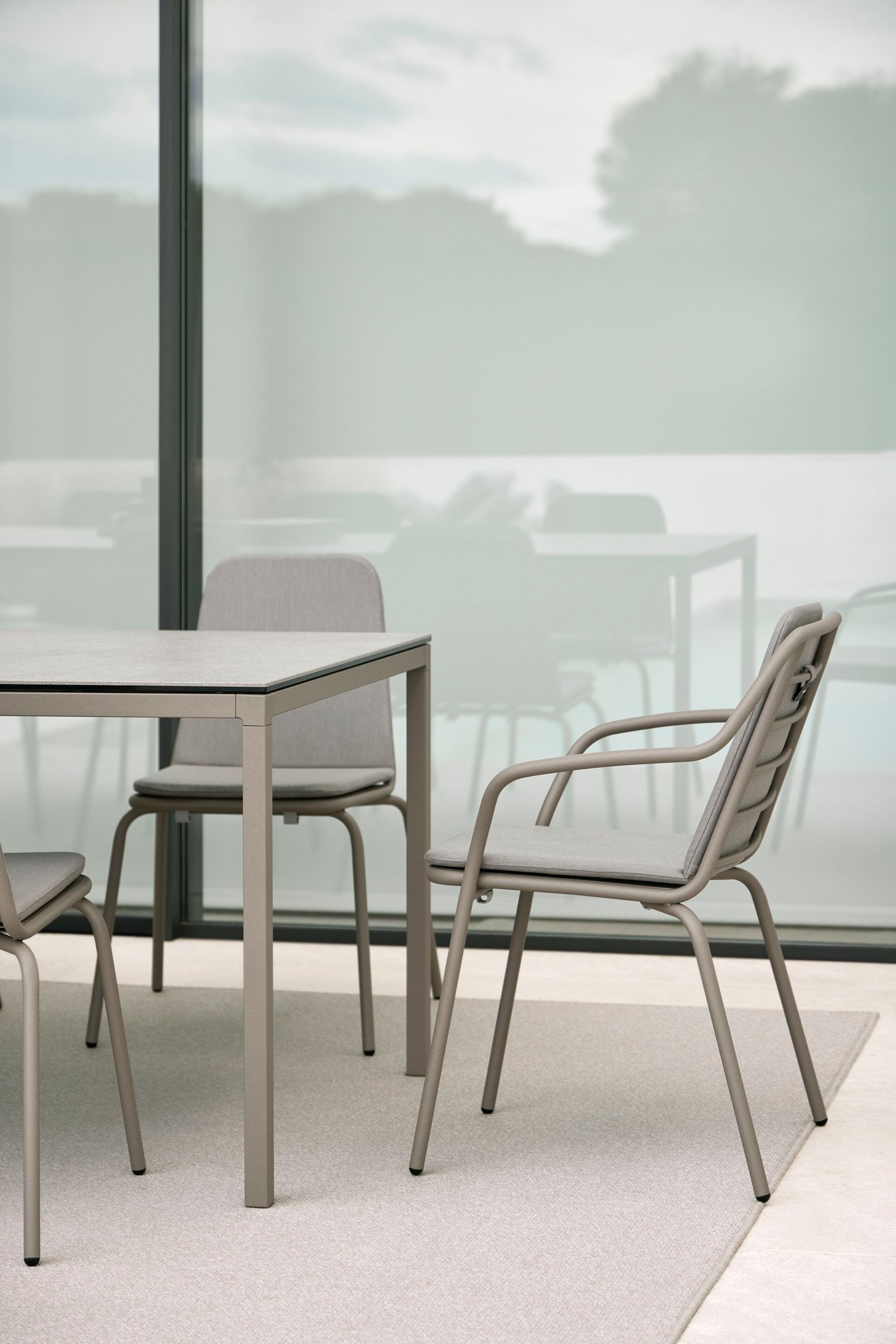 Садовый стул из нержавеющей стали с подлокотниками MUSOLA Sorell ARCH-00106297