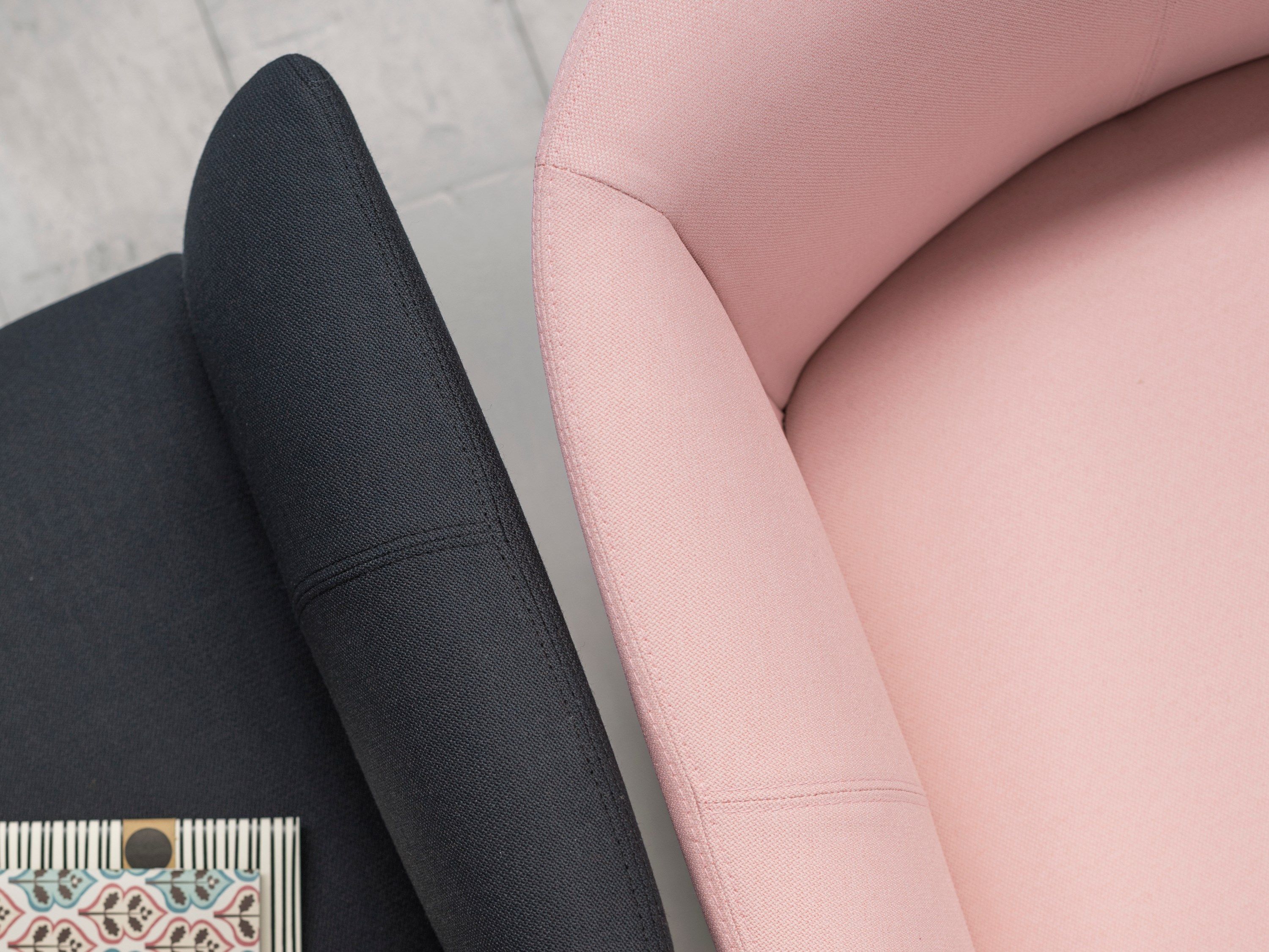 Спицевое вращающееся кресло с подлокотниками TrabA' Balu ARCH-00104534 - Вид №1