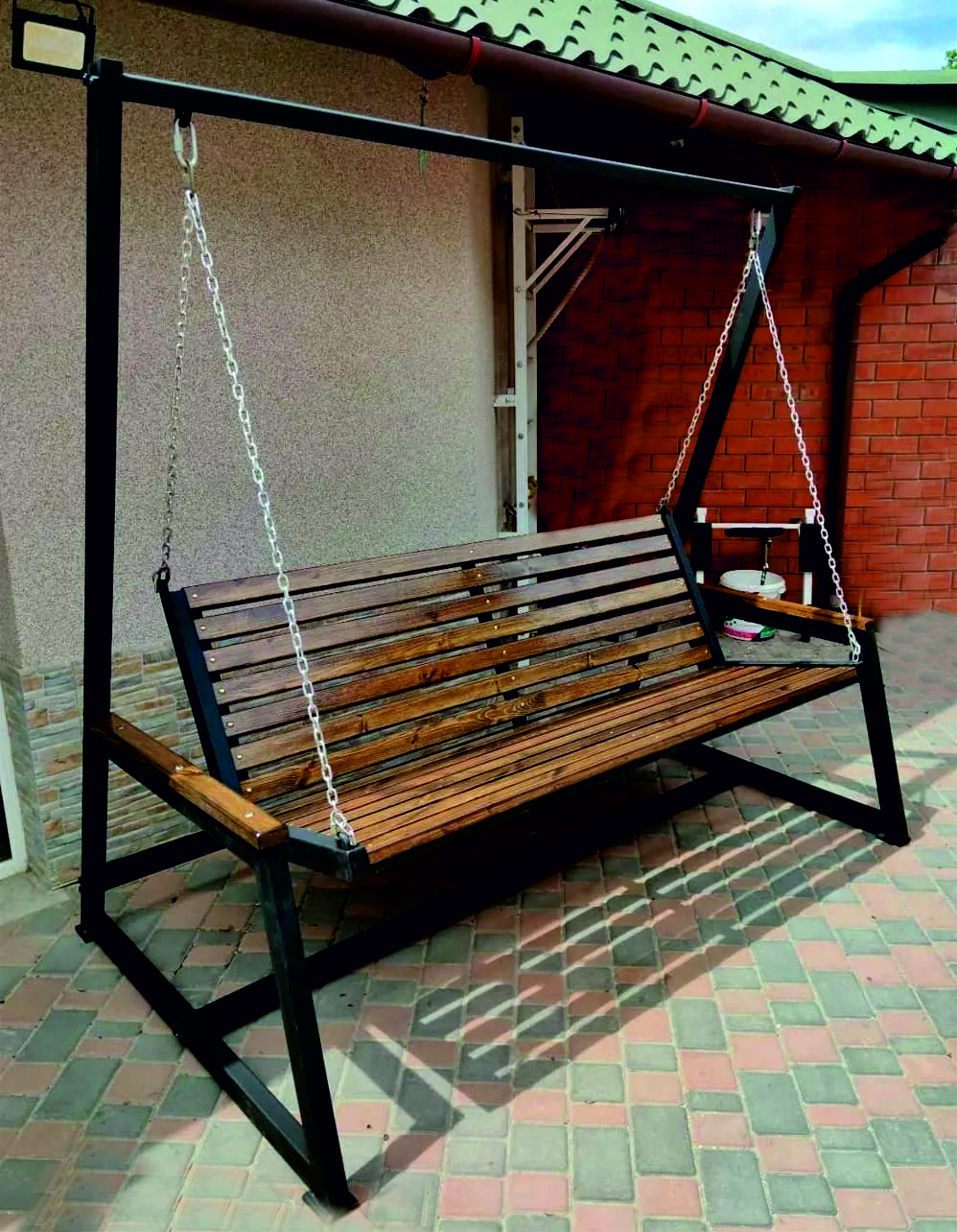 AKSU01.01.01-MK.MT АКСУ 1, качели парковые трехместные LAB.Space  - Вид №2