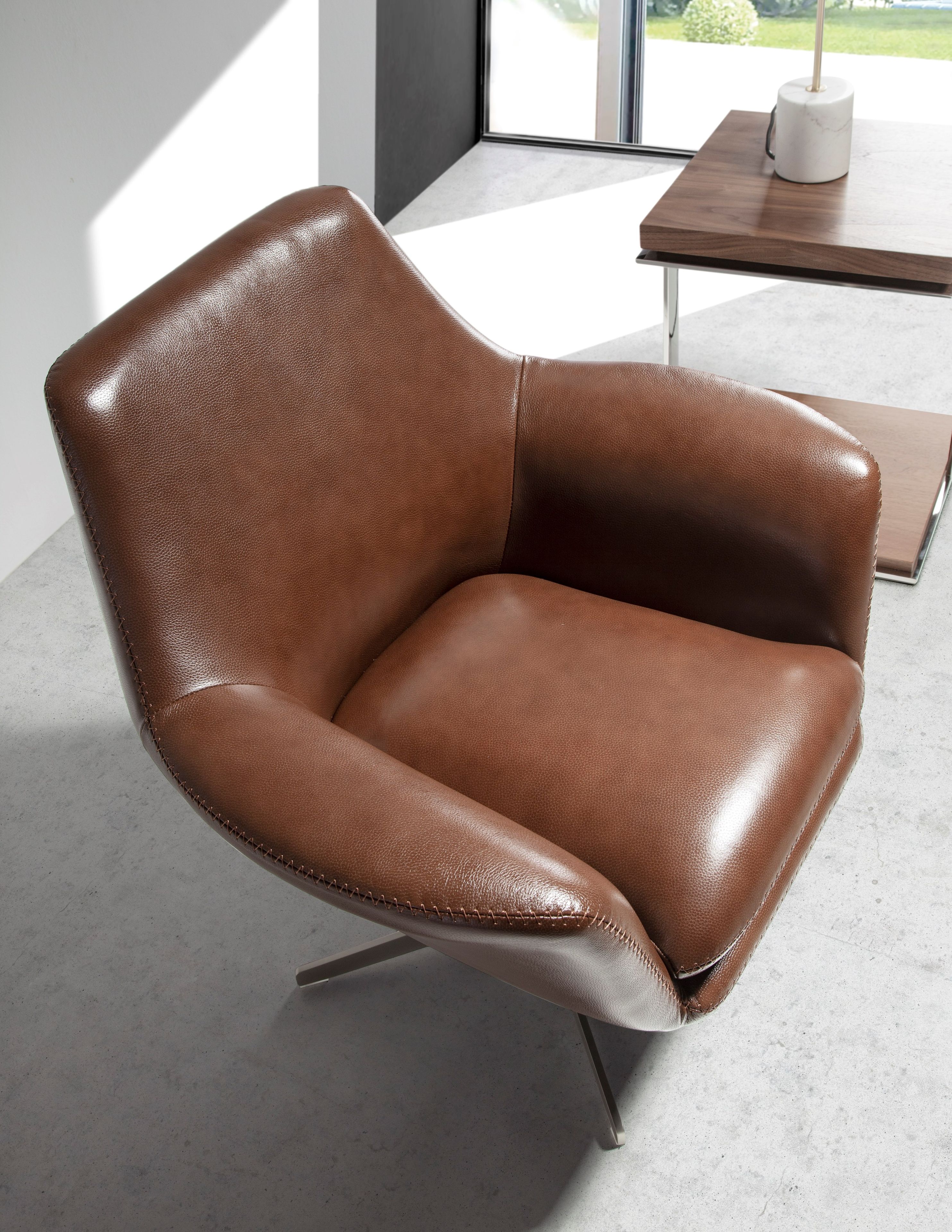 Вращающееся кресло с кожаными спицами Angel Cerda диван тренд ARCH-00076272 - Вид №2