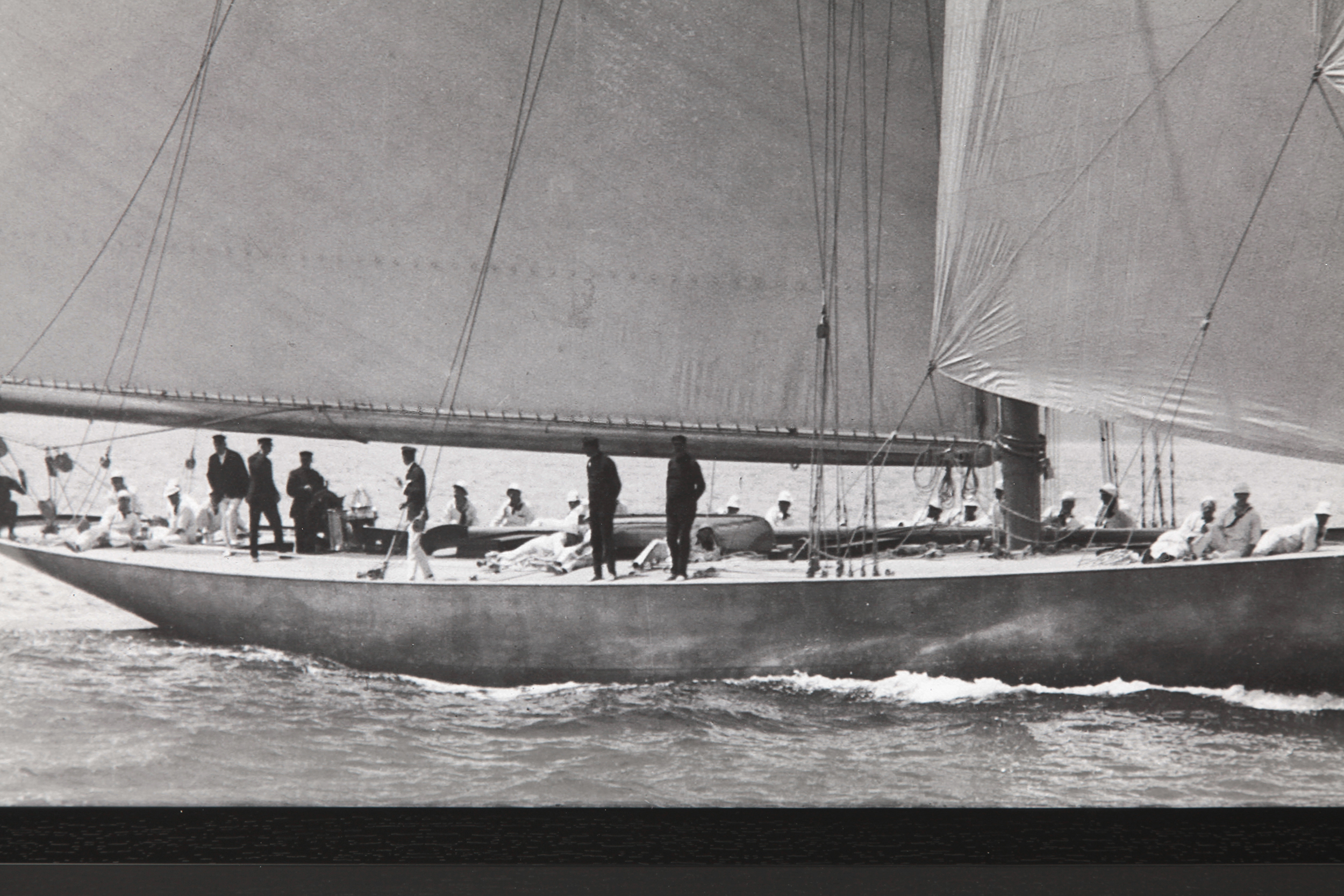 2000983161406 Постер The America's Cup COSMO RED  - Вид №1