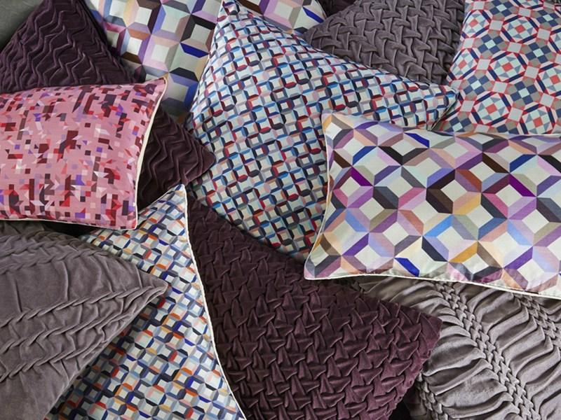 Прямоугольная подушка с ручной вышивкой Handcrafted texture Santreyd sun-id-1377709 - Вид №1