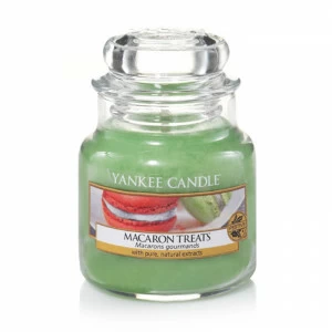 Свеча маленькая в стеклянной банке "Макаруны" Macaron treats 104гр 25-45 часов YANKEE CANDLE  267911 Зеленый