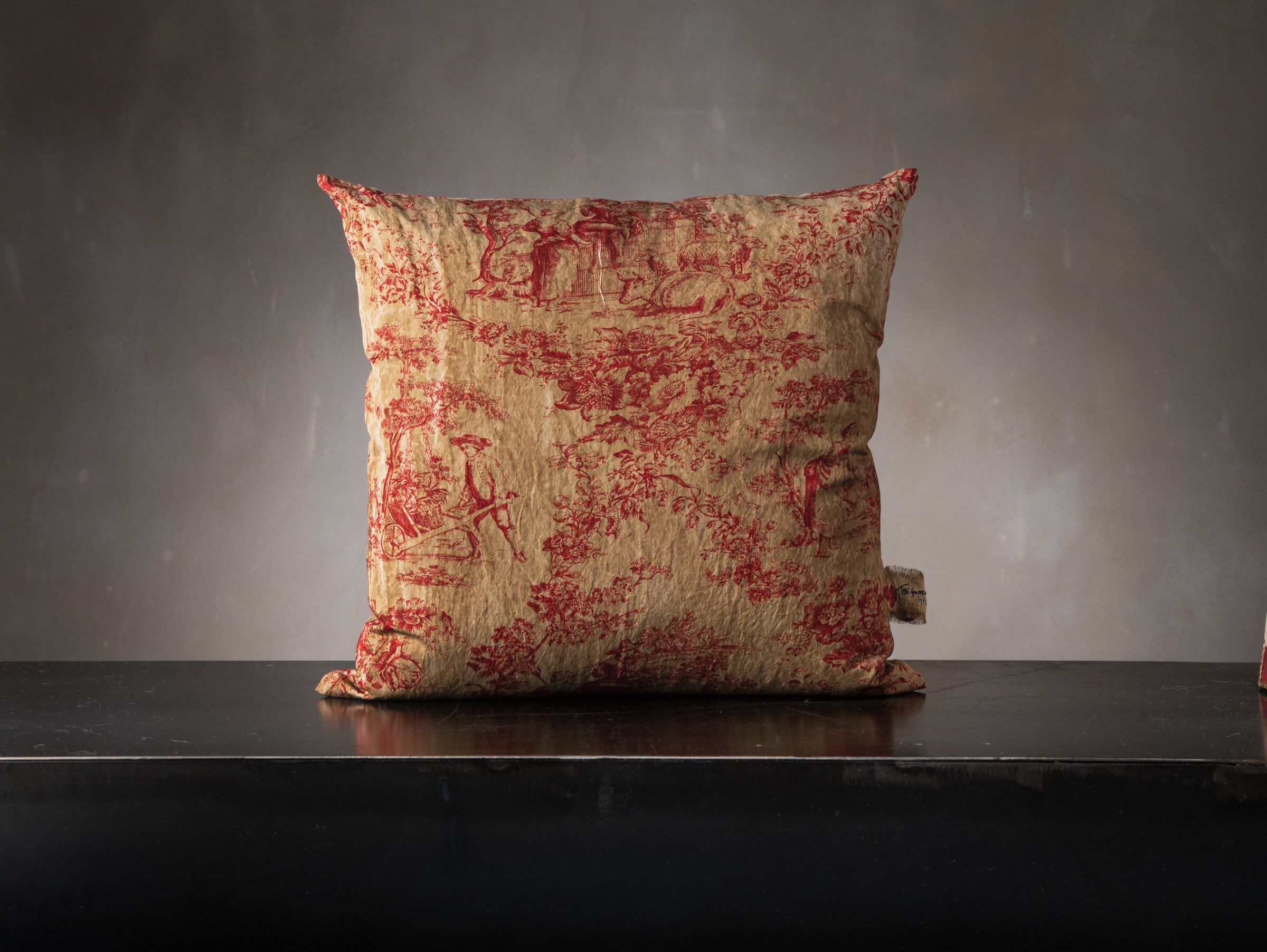 Квадратная подушка из вискозы и хлопка The House of Lyria ARGIA ARCH-00055675