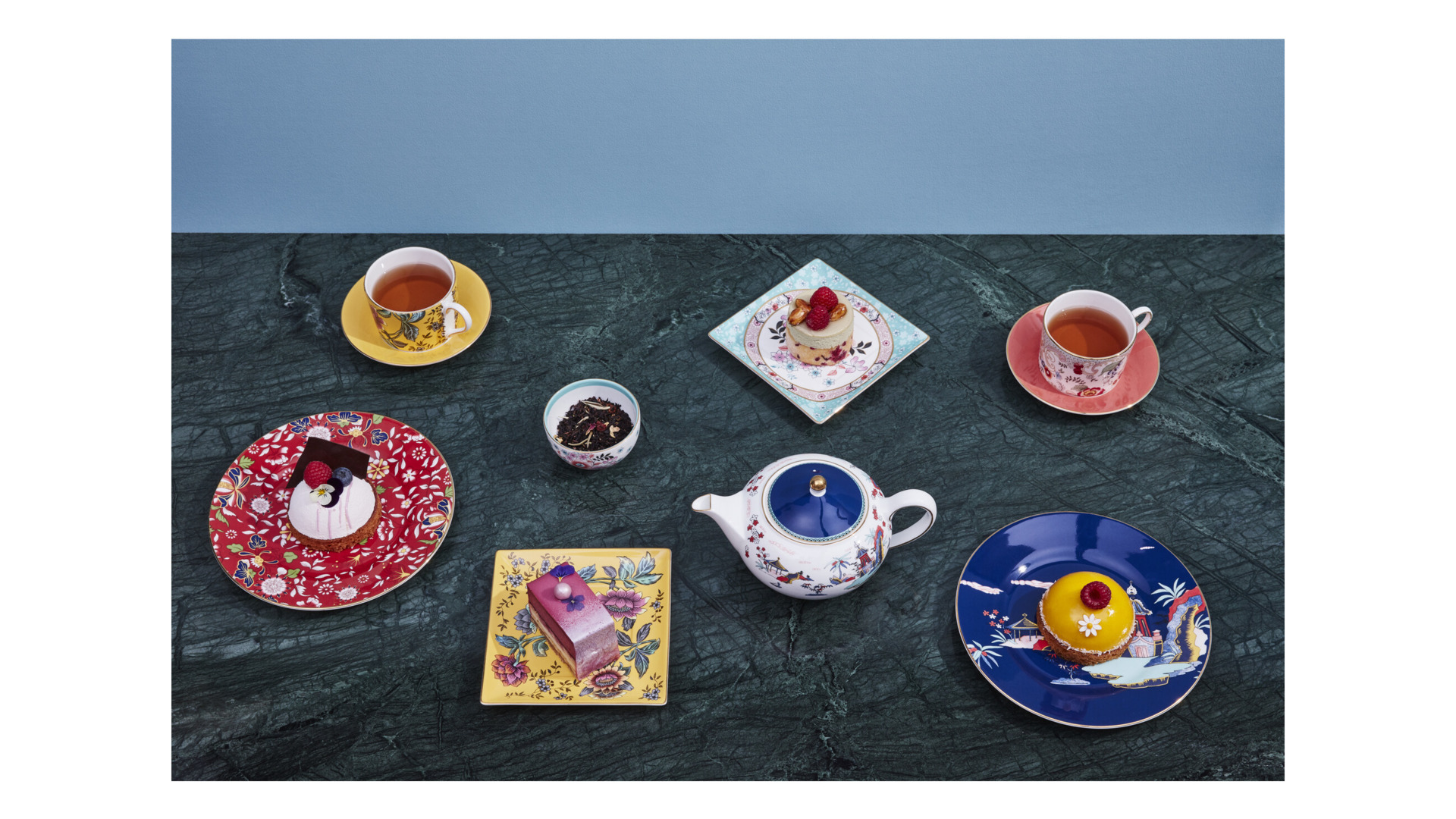 10671656 Wedgwood Набор из чайника, сахарницы и молочника Wedgwood Вандерласт Пагода Фарфор костяной  - Вид №2