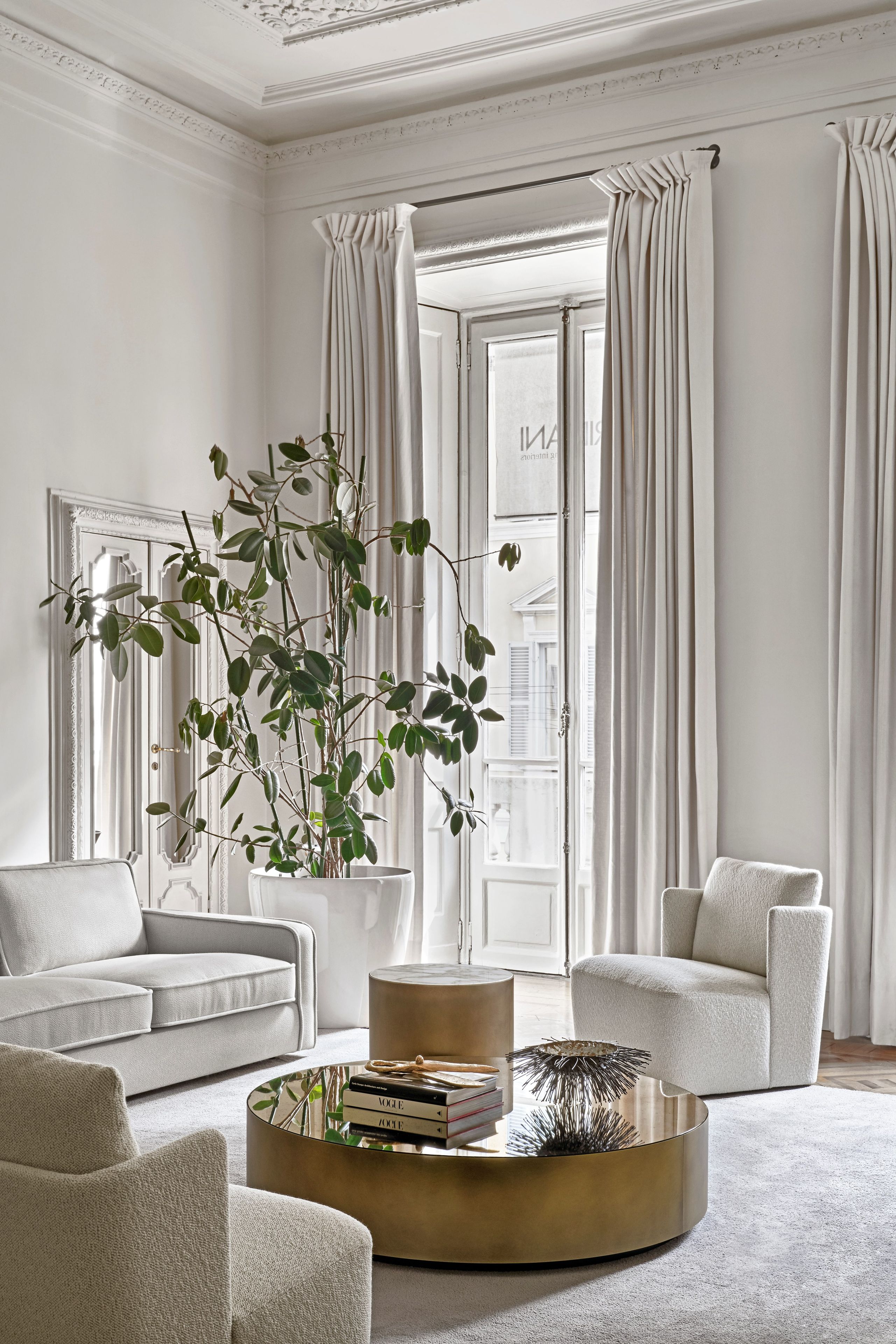 Круглый латунный журнальный столик Meridiani BELT ARCH-00124448 - Вид №2