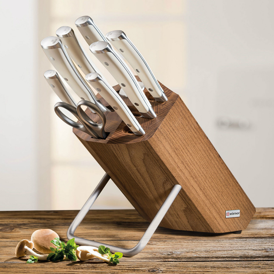 Нож кухонный обвалочный Ikon Cream White, 14 см WUESTHOF W46160WUS - Вид №2