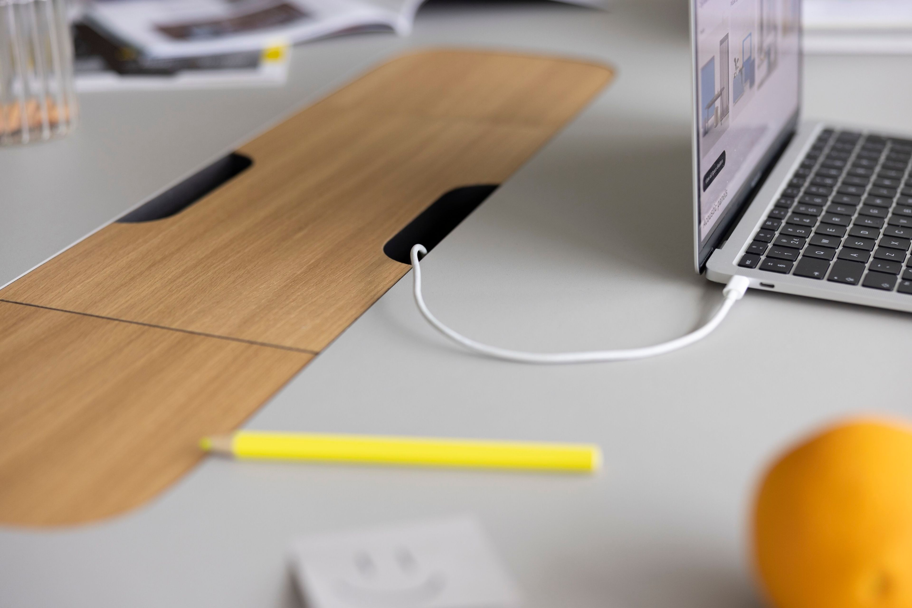 Прямоугольный стол для совещаний из стали и дерева с системой люверсов Cascando Pully ARCH-00081739 - Вид №10