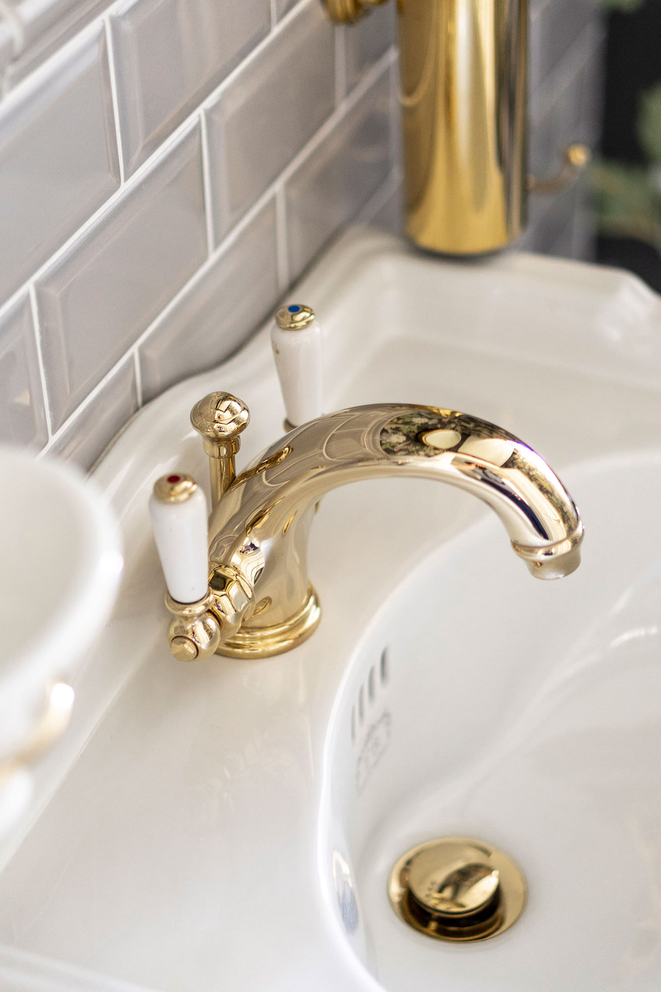 Traditional bathrooms LEVER Perrin & Rowe Waschtisch Mischbatterie 3635 Pr3635.ag  - Вид №1