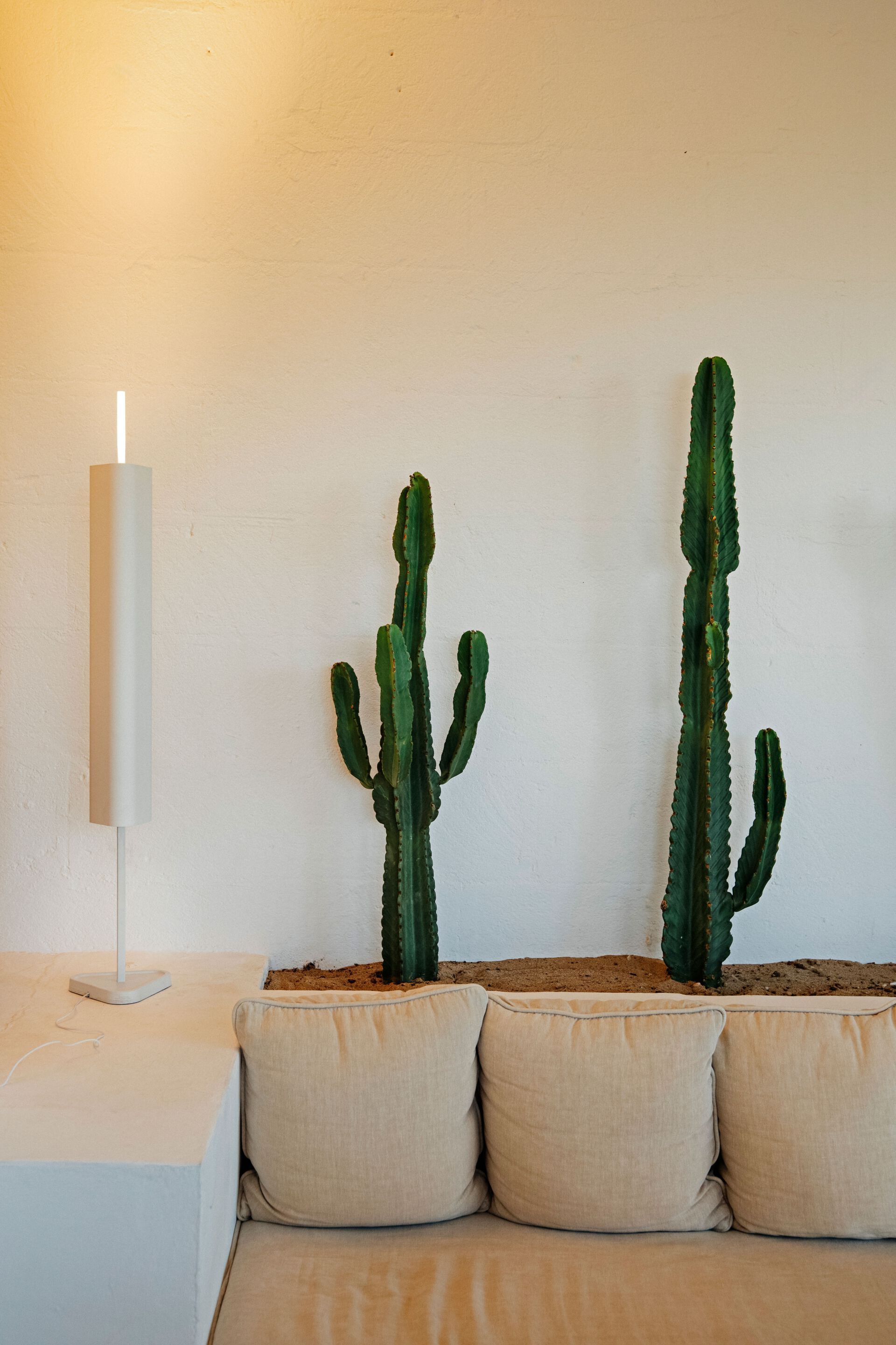 Алюминиевая светодиодная настольная лампа Flos Emi ARCH-00019342