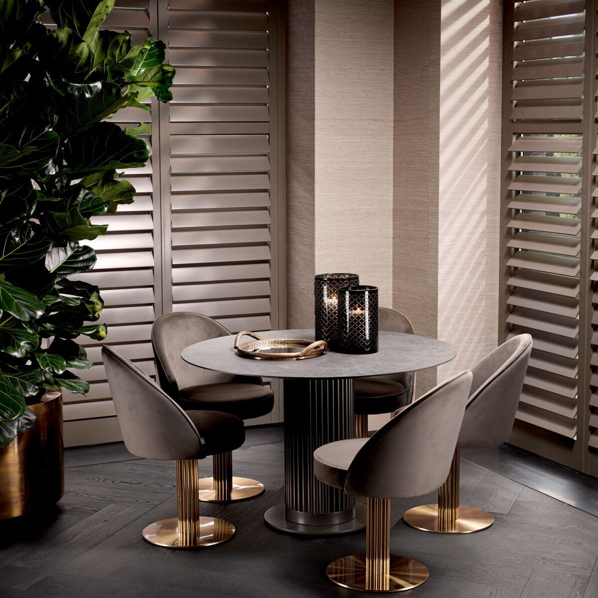 Круглый керамический стол с центральным основанием Eichholtz Вольтерра ARCH-00122216 - Вид №1