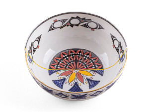 Фарфоровая чаша