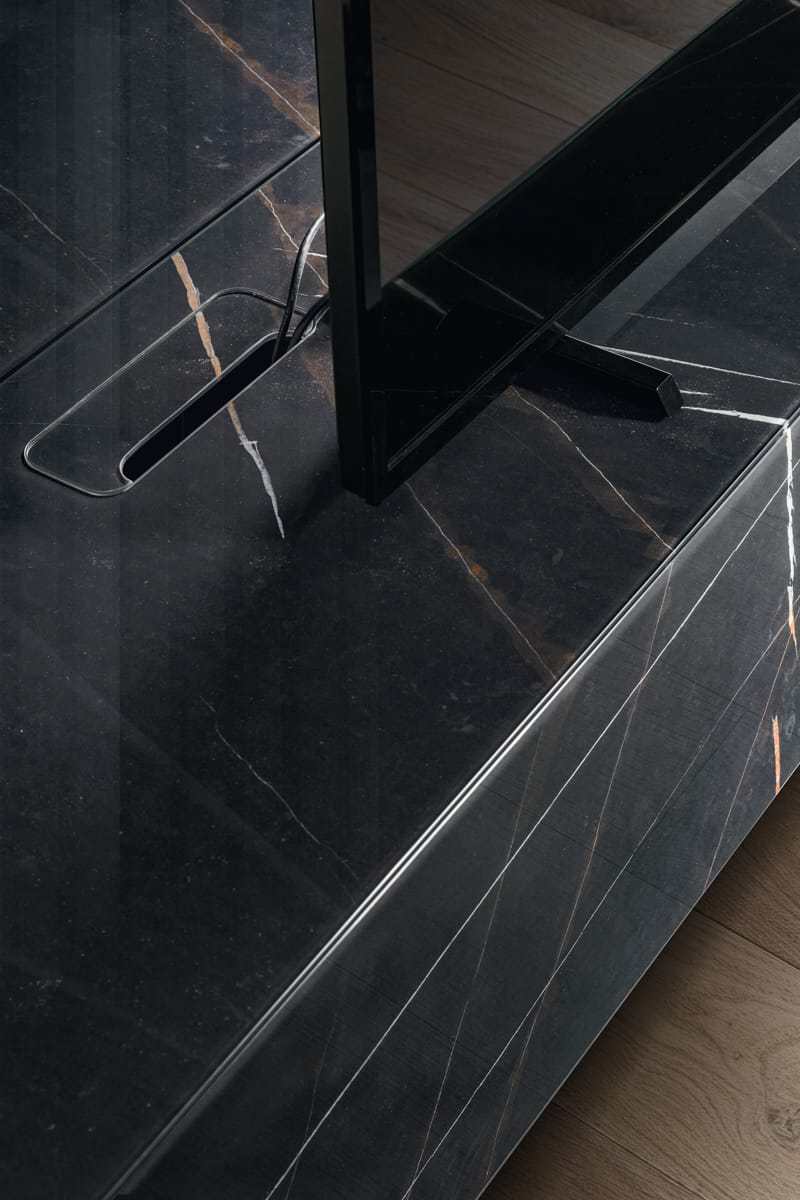 Стеклянный шкаф для телевизора Lago ARCH-00143972