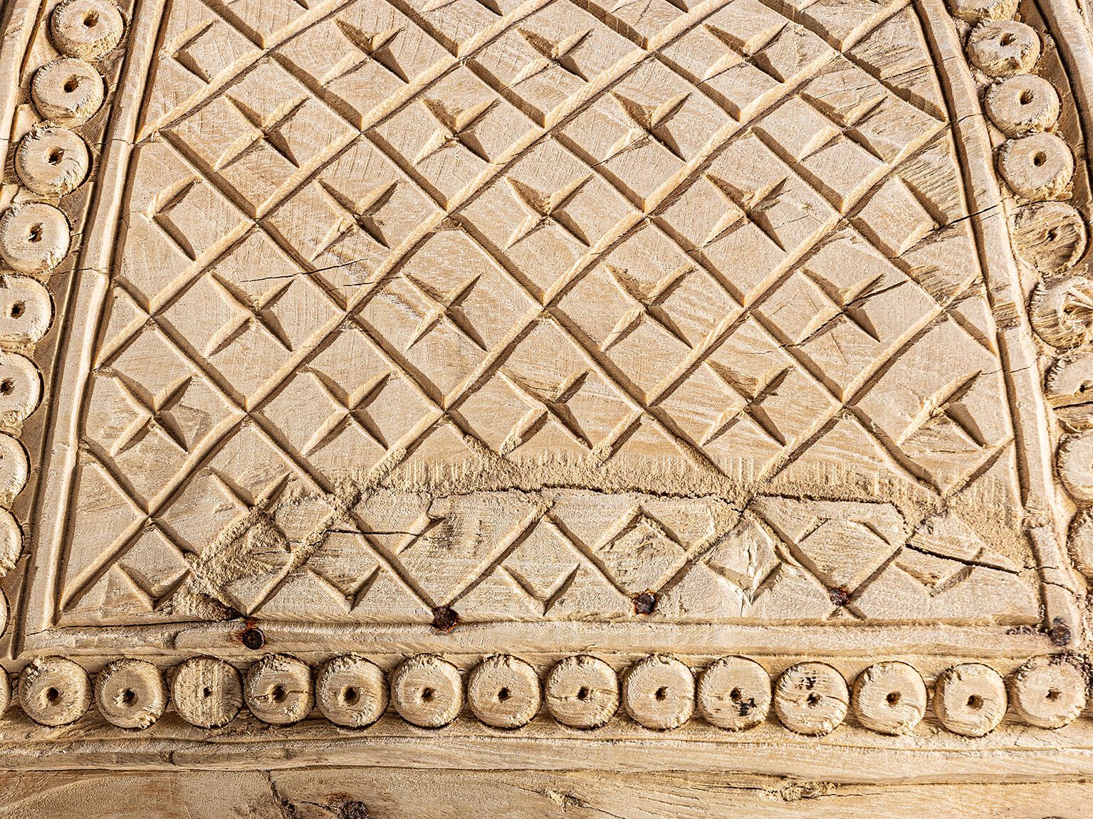 Скульптура из тика Vical Home HORSE ARCH-00092983 - Вид №2